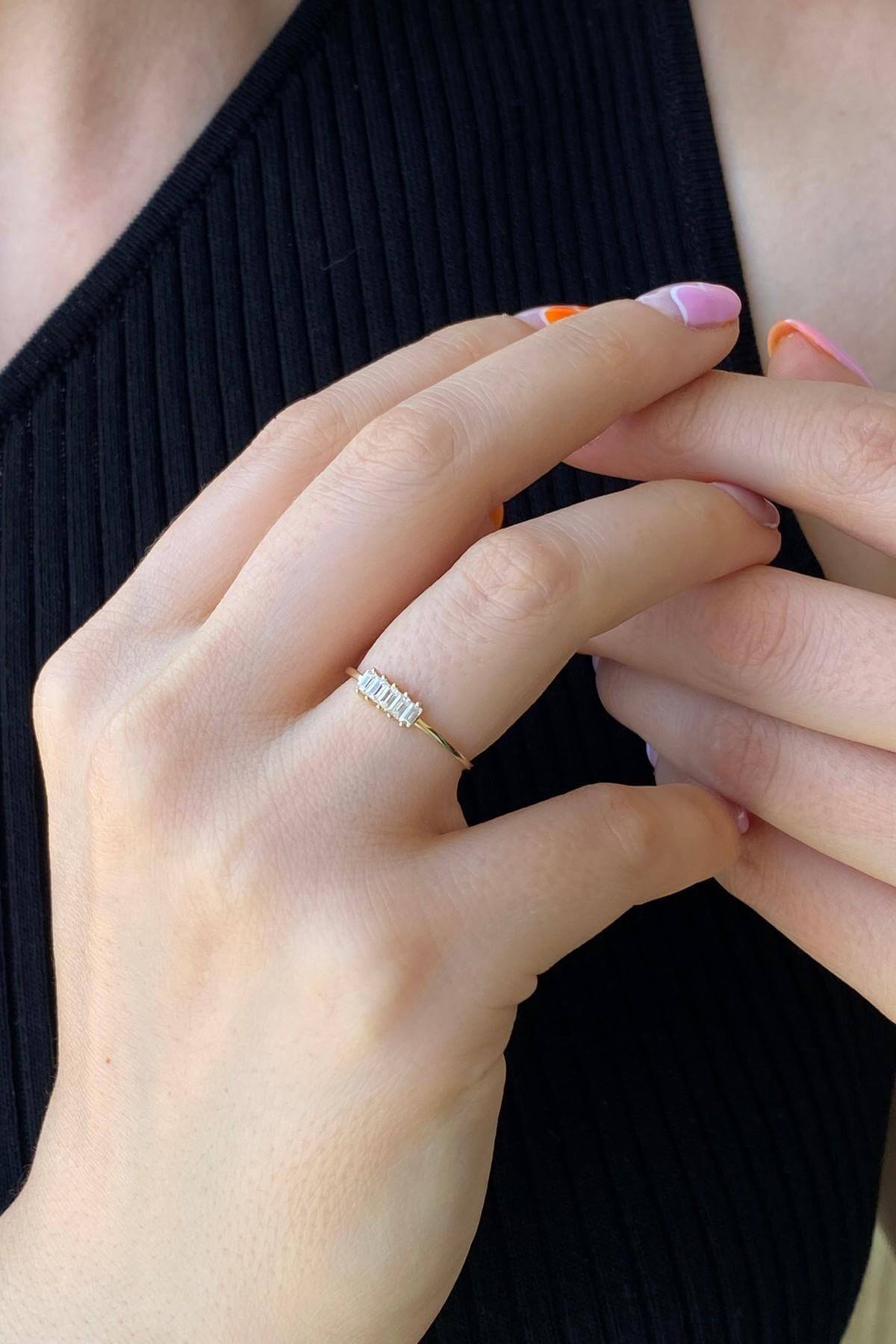 14 Ayar Altın Taşlı Yüzük