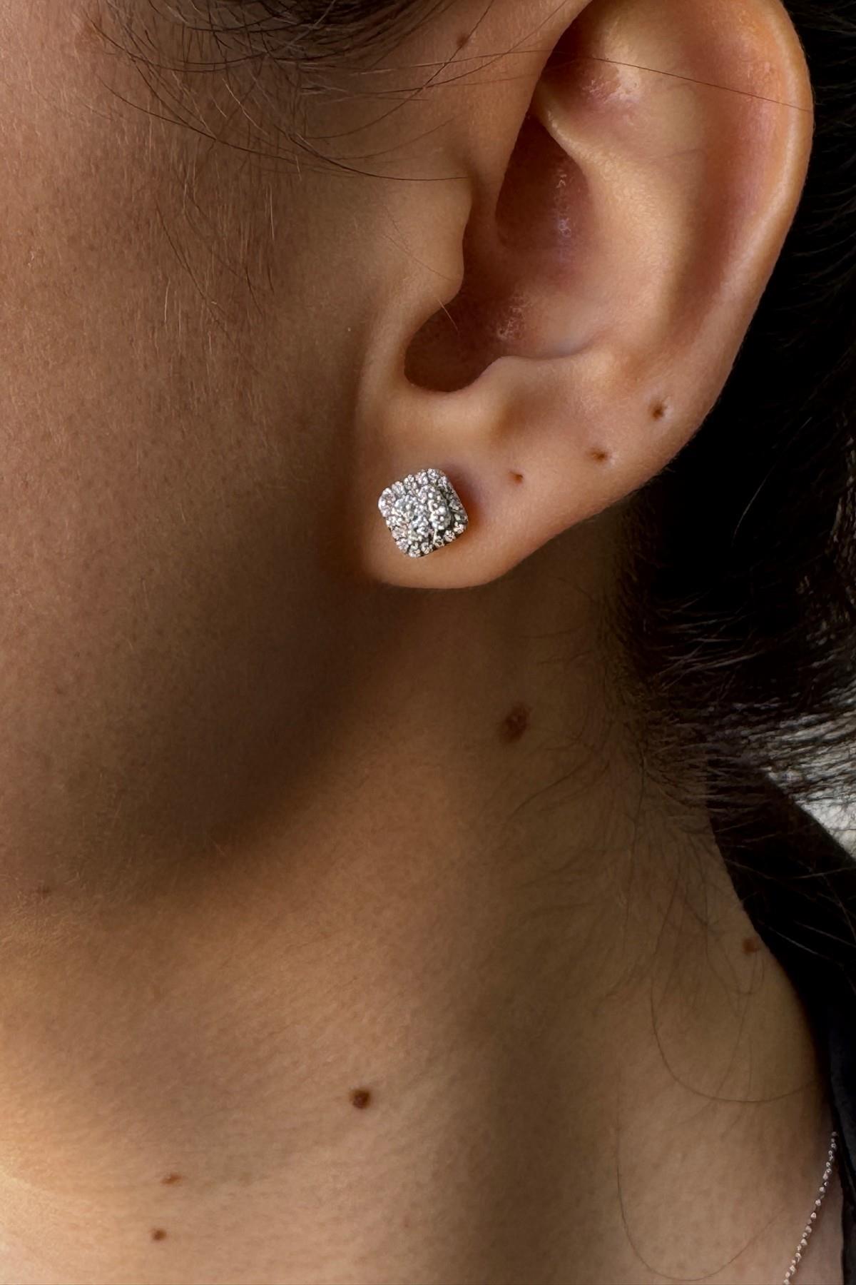 14 Ayar Altın 0,36 Karat Harmony Pırlanta Küpe