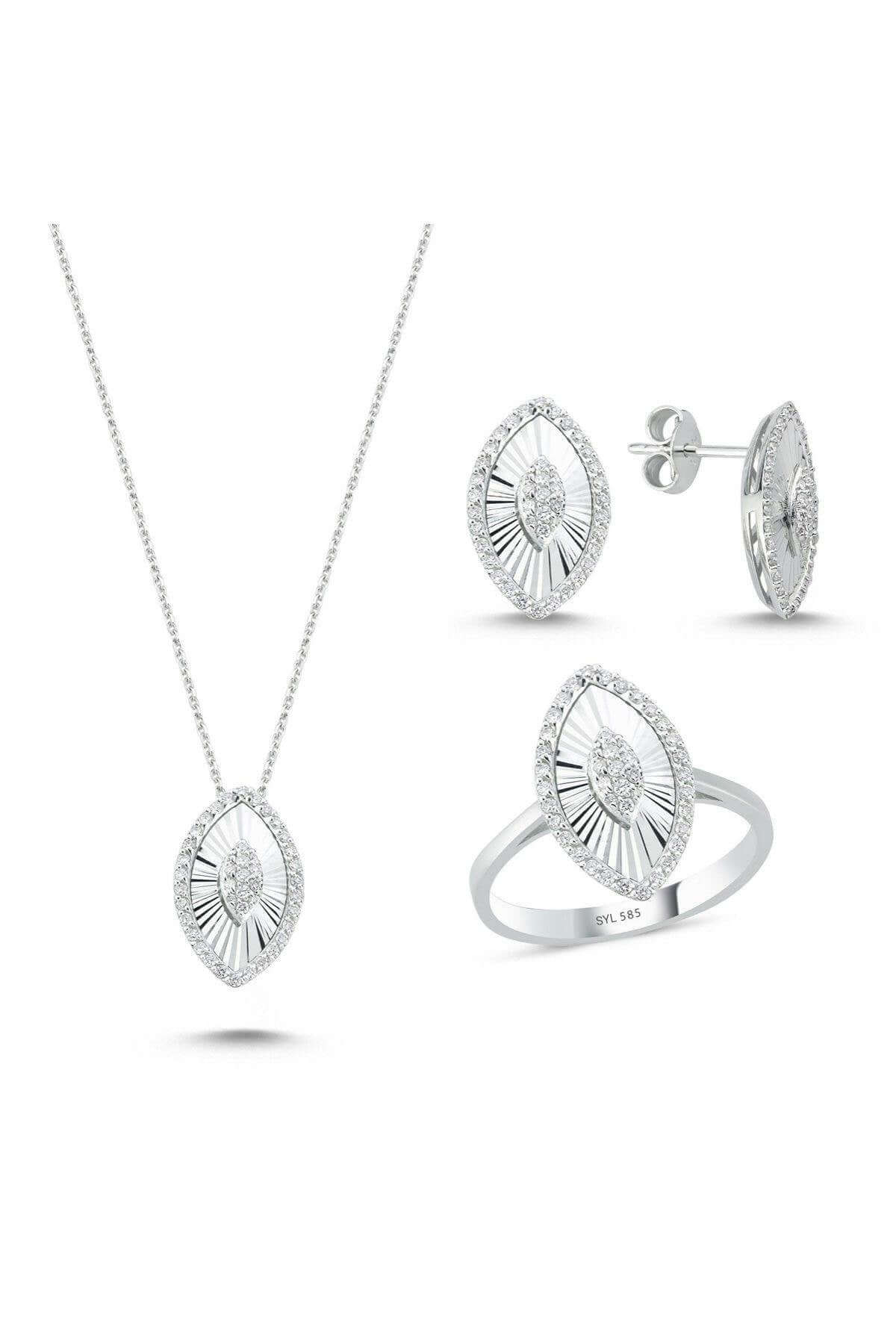 14 Ayar Altın 0,66 Karat Badem Kesim Pırlanta Kolye Yüzük Küpe Üçlü Set