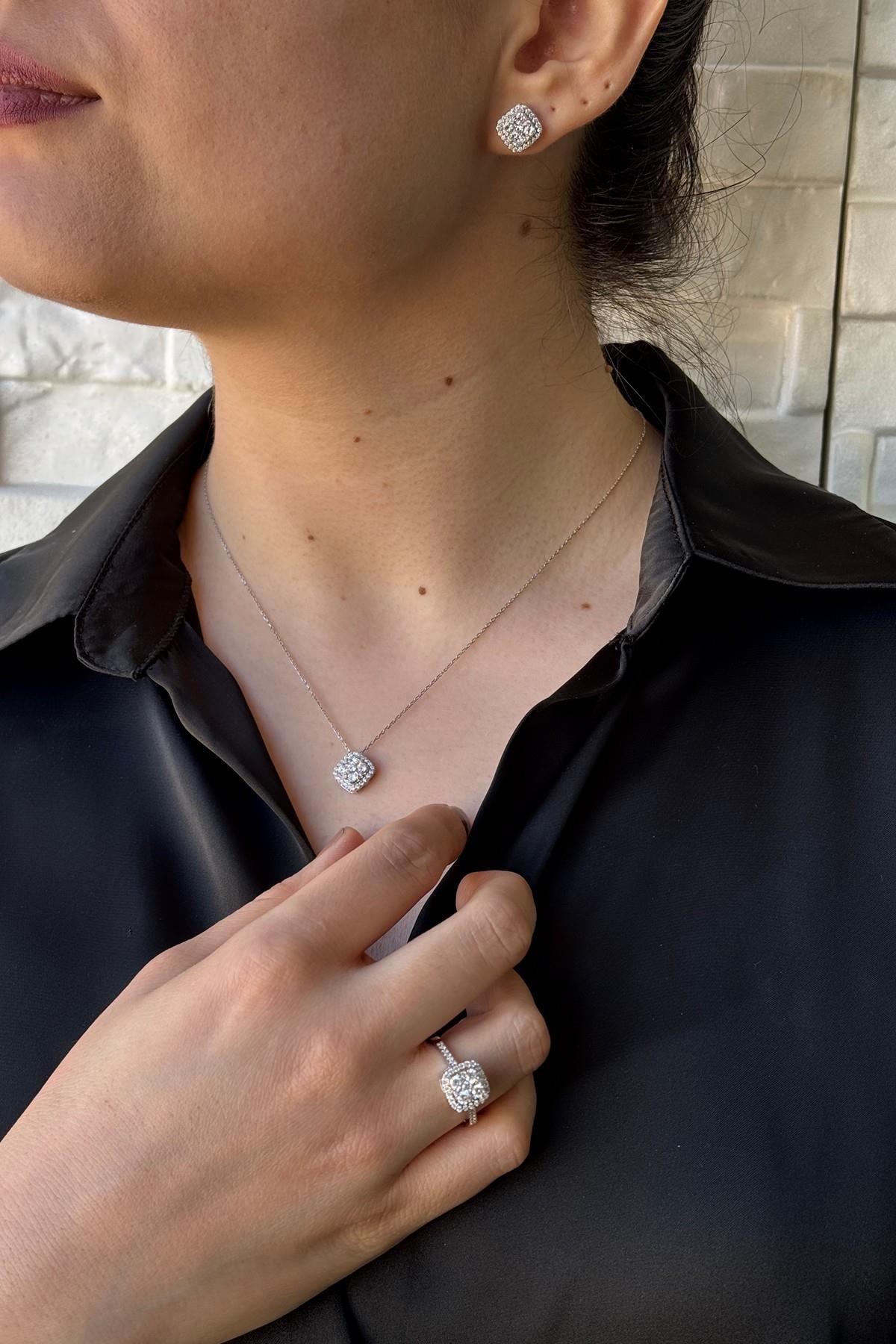 14 Ayar Altın 0,53 Karat Harmony Pırlanta Yüzük