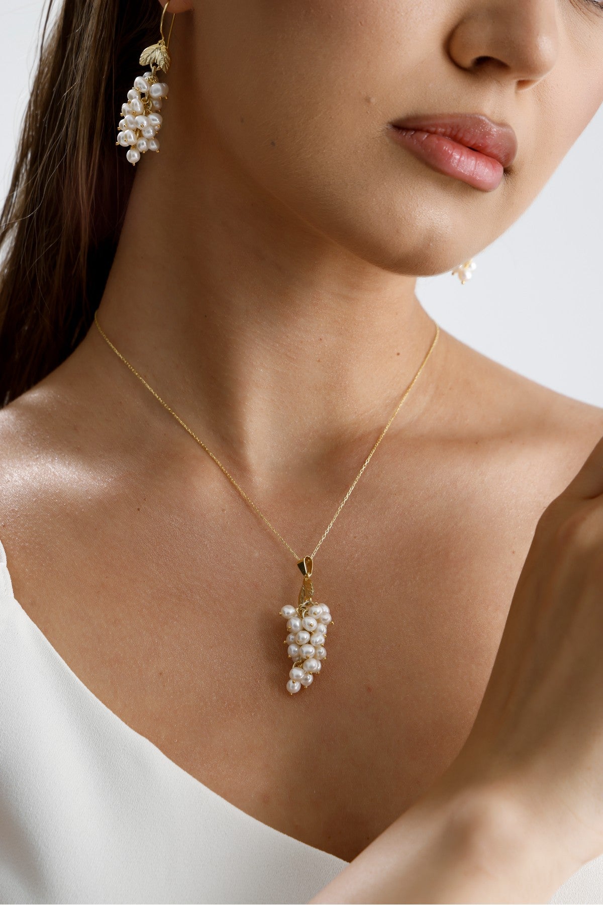 Üzümlü Doğal İnci Kolye