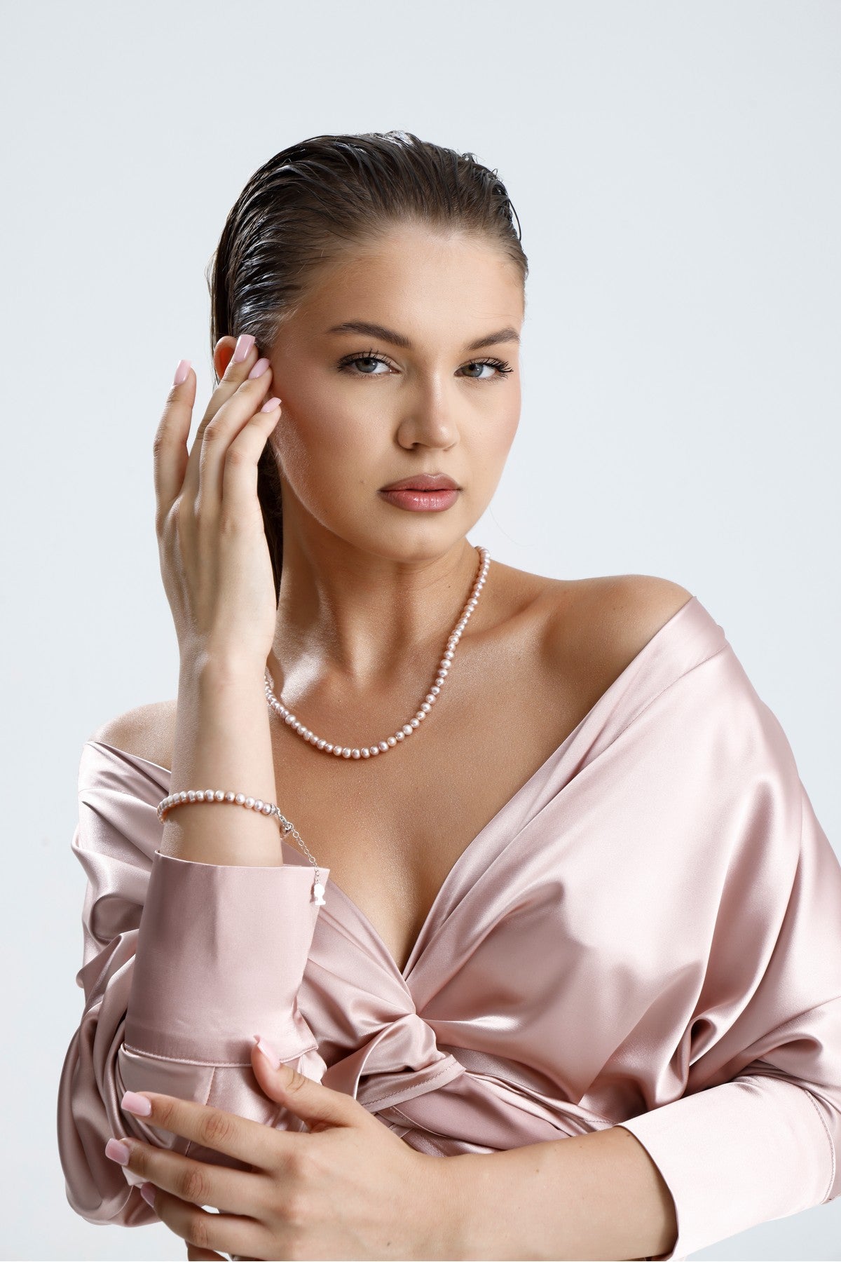 Pembe Sıralı Doğal İnci Kolye