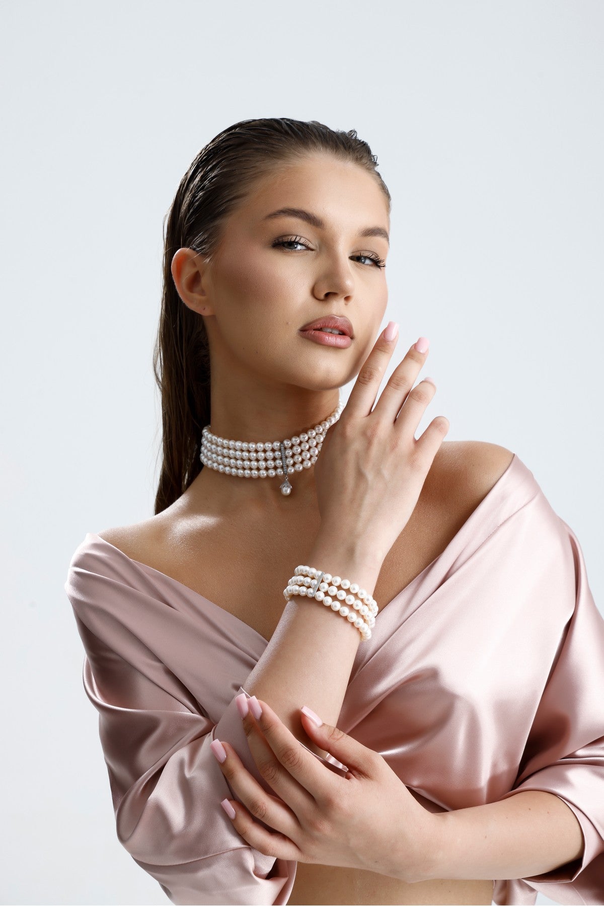 Choker Zirkon Taşlı Doğal İnci Kolye