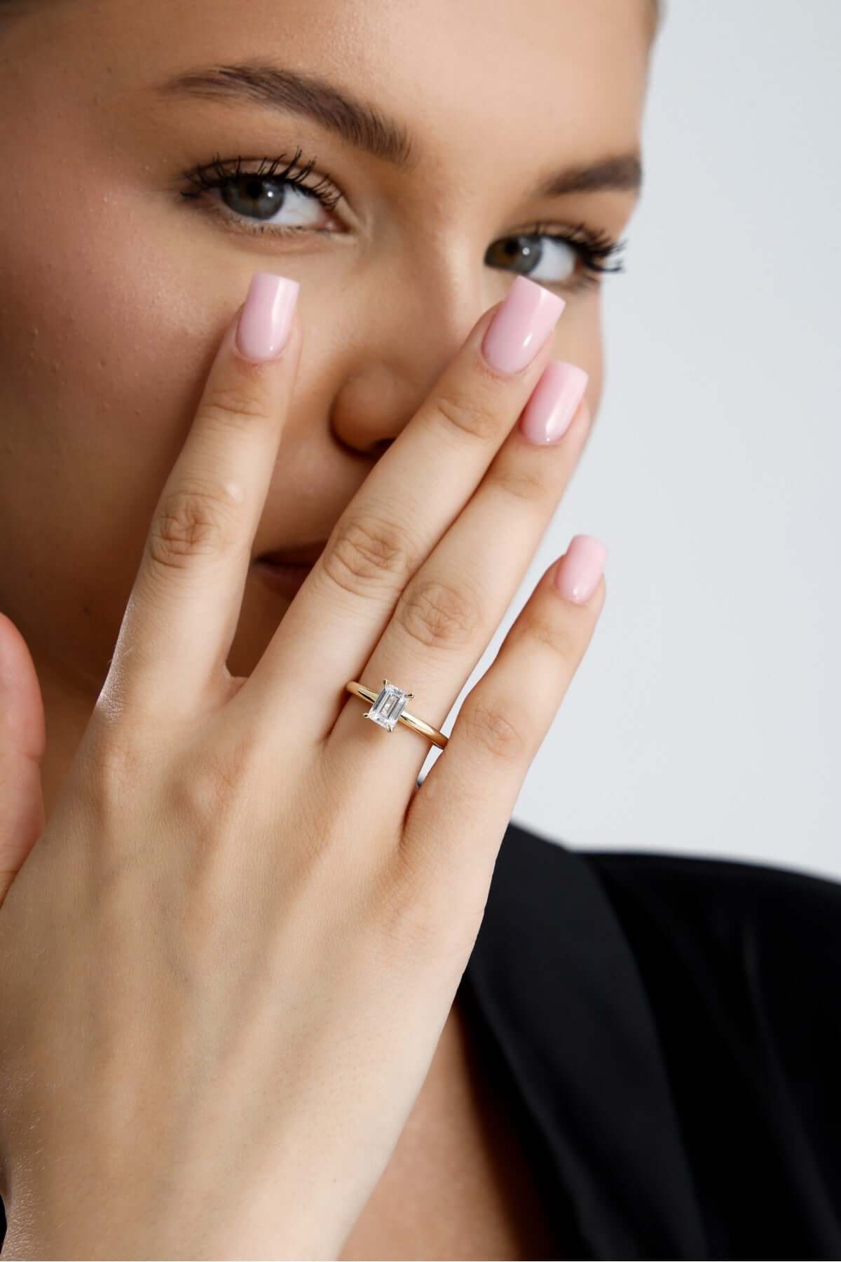 14 Ayar Altın Baget Tektaş Yüzük