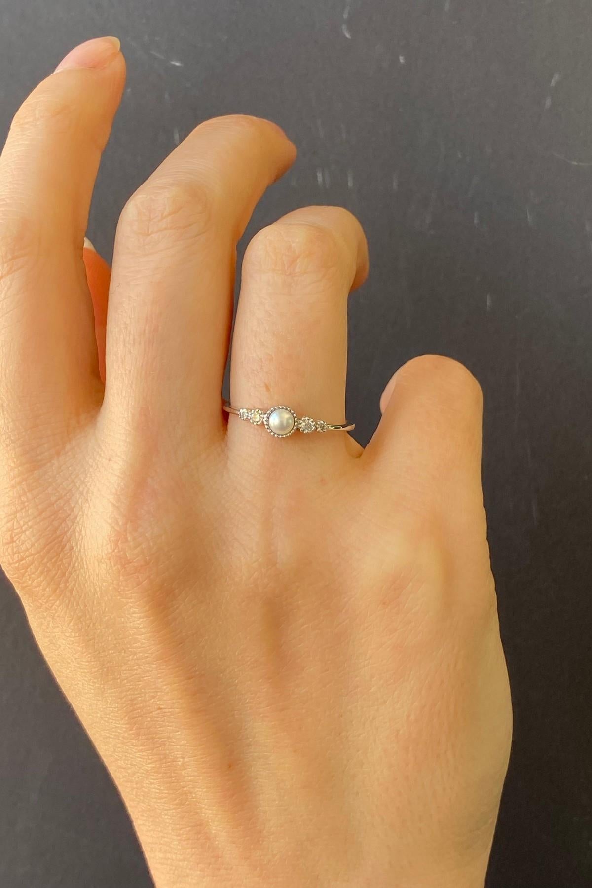 0,12 Karat Çıtır Doğal İncili Pırlanta Yüzük