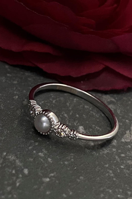 0,12 Karat Çıtır Doğal İncili Pırlanta Yüzük