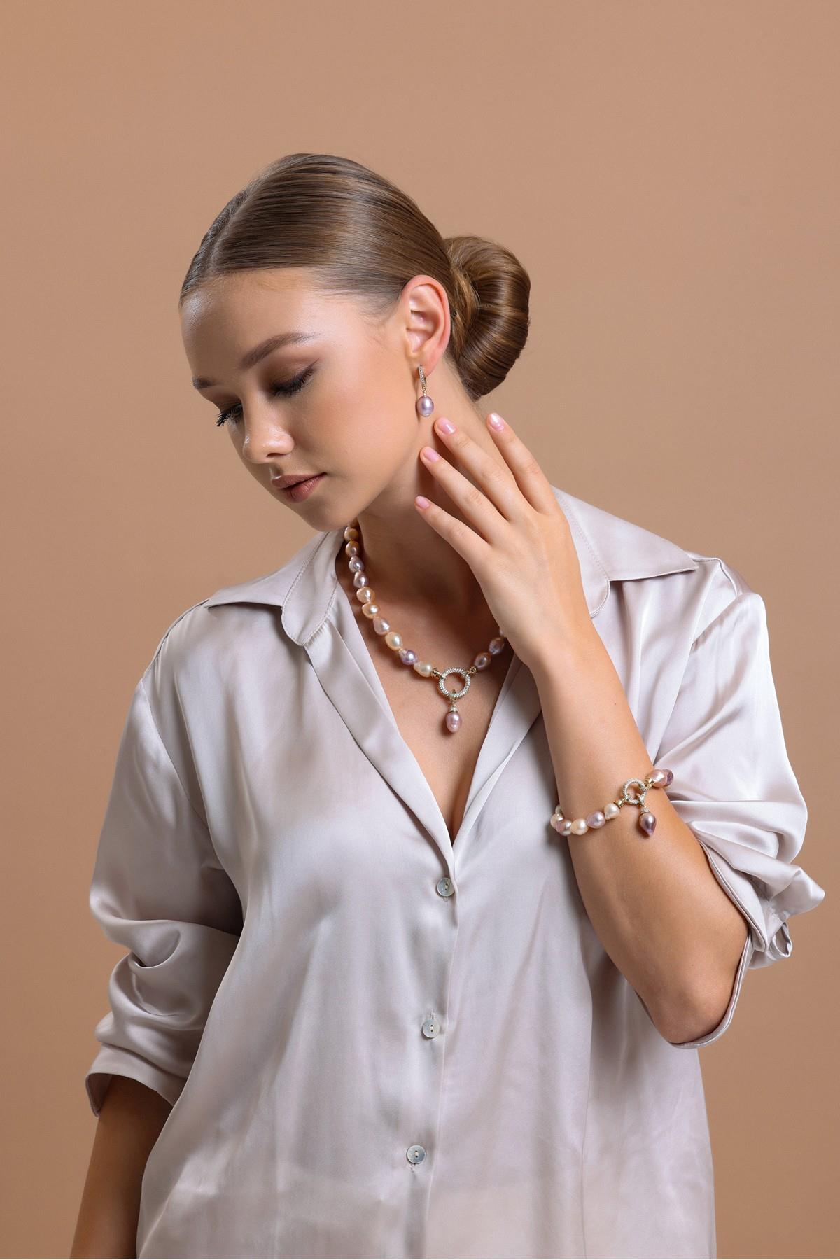 Zirkon Taşlı Multicolor Barok Doğal İnci Küpe