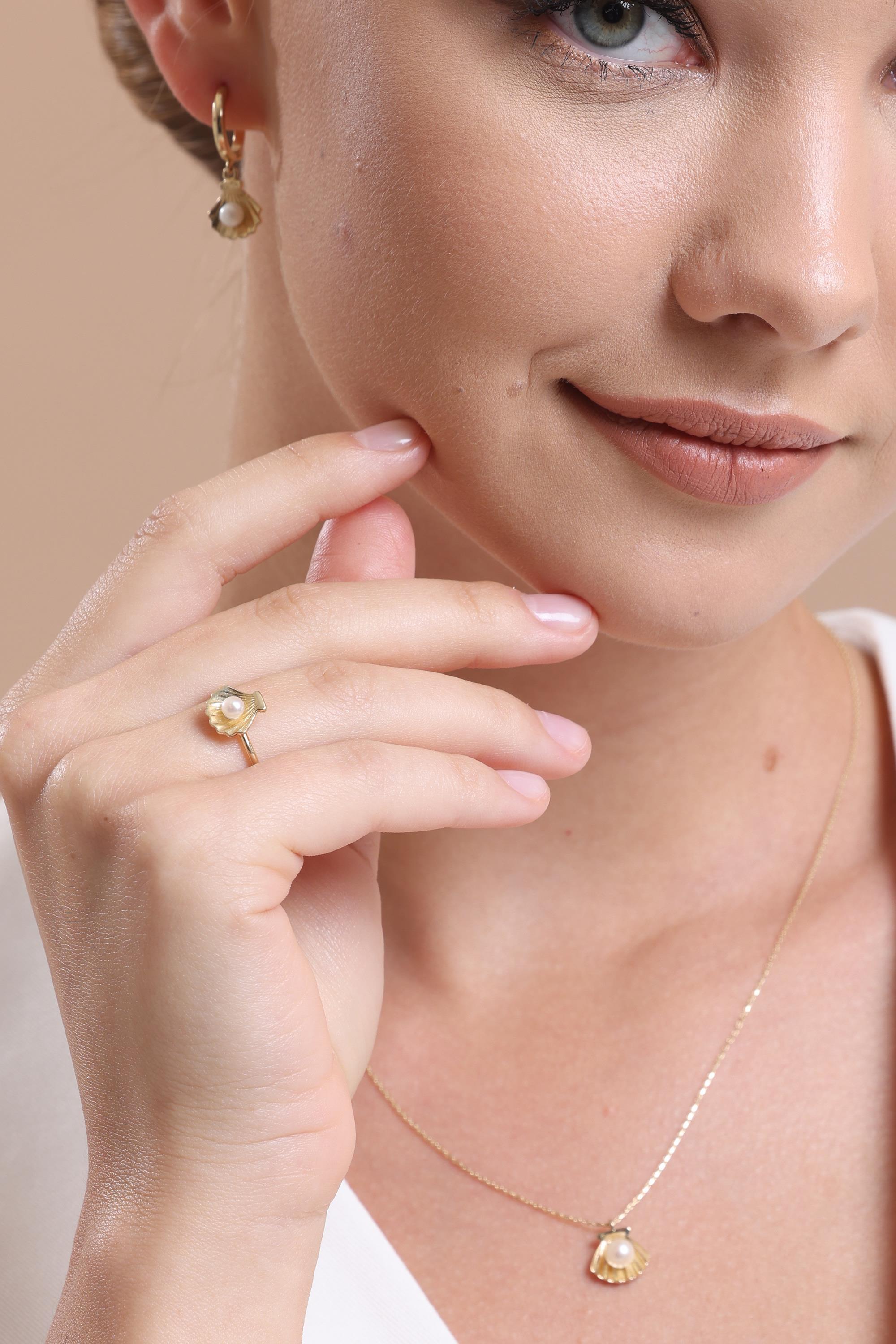 İstiridye Doğal İnci Küpe Kolye Yüzük Üçlü Set