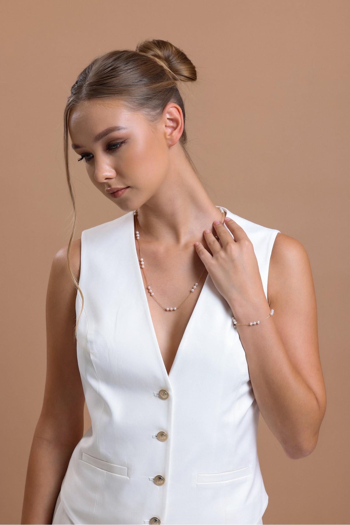 Üç Doğal İncili Dorika Toplu Kolye