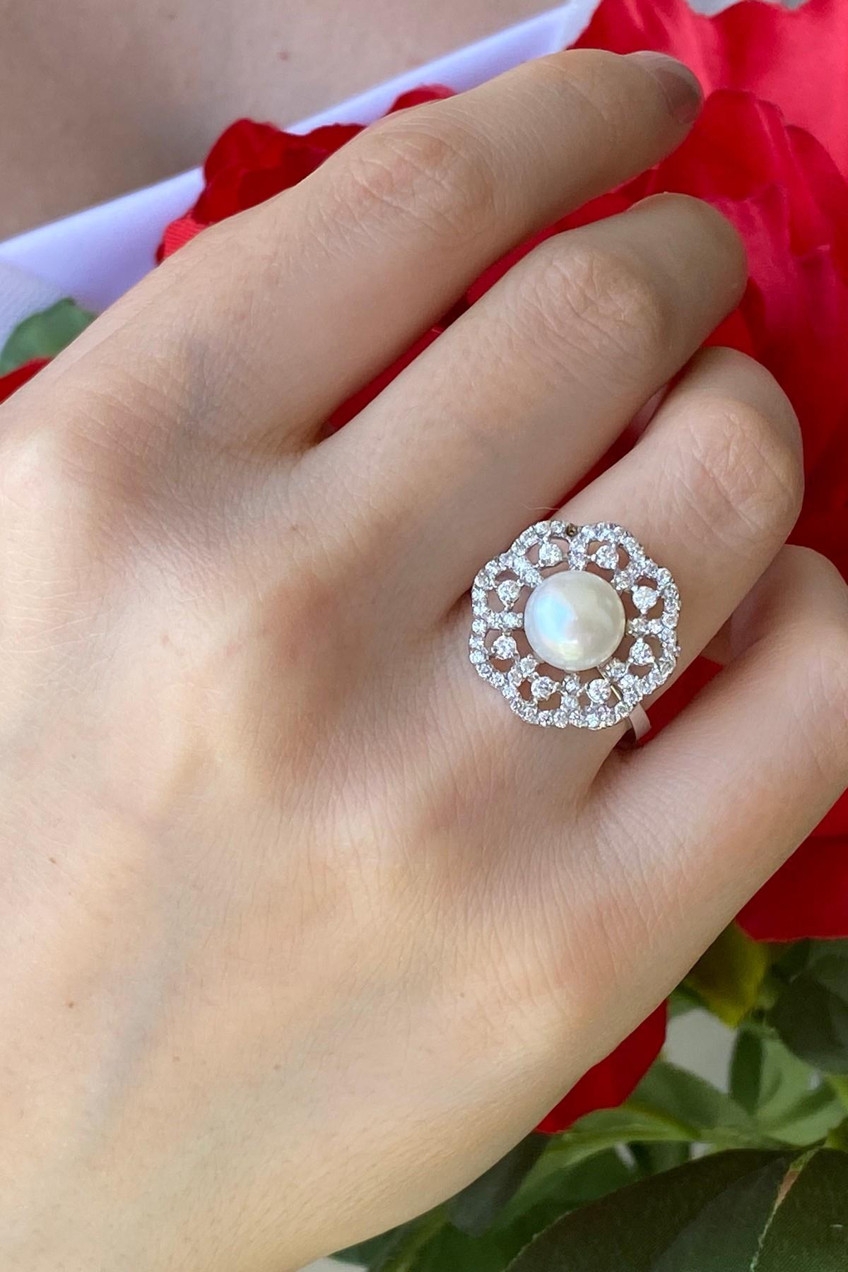 Çiçek Tasarımlı Doğal İnci Yüzük