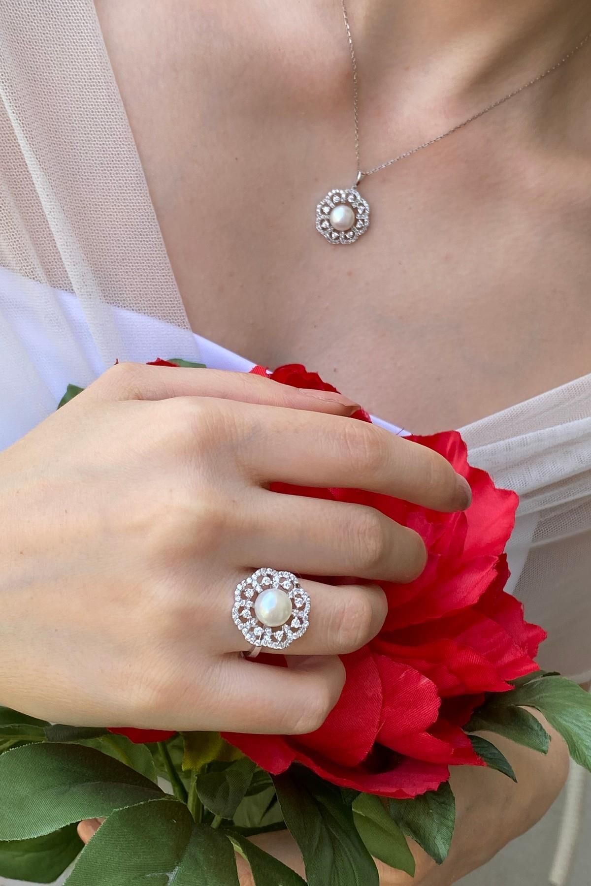 Çiçek Taşlı Doğal İnci Kolye Yüzük İkili Set