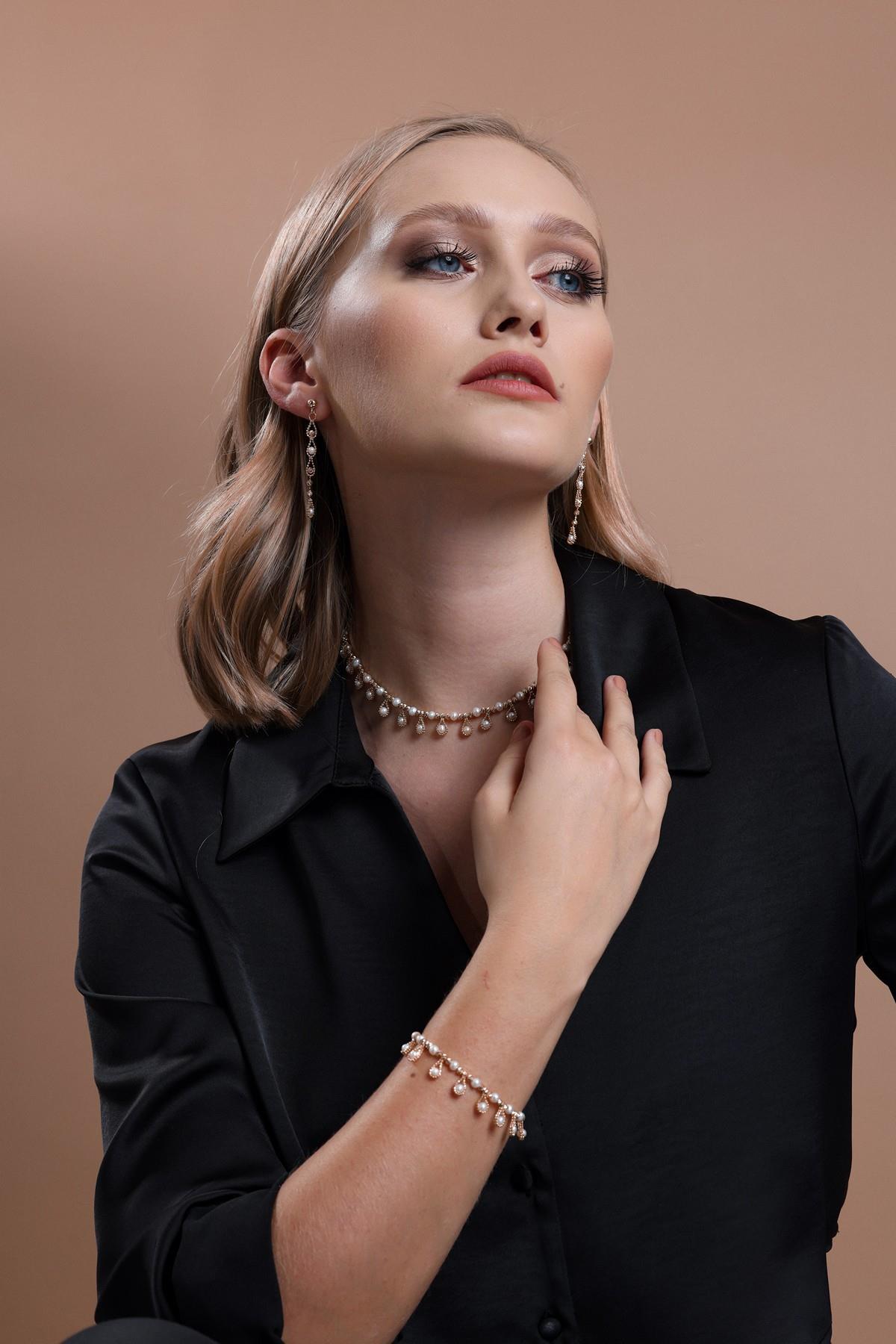 Dorikalı Sallantılı Damla Doğal İncili Küpe Kolye Bileklik Üçlü Set