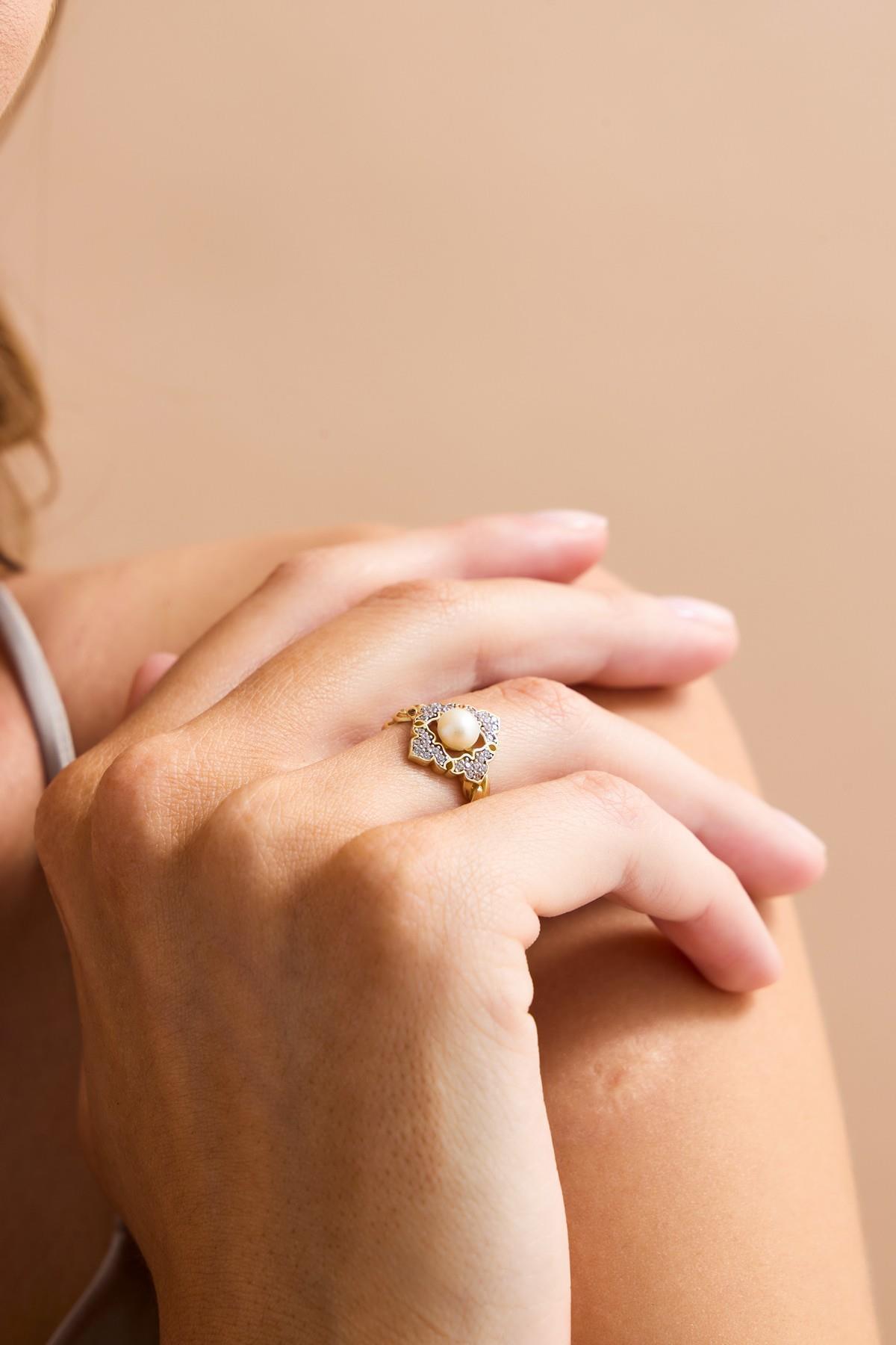 Baget Taşlı Doğal İnci Yüzük