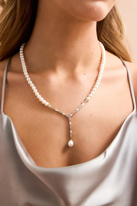 Baget Zirkon Taşlı Doğal İnci Kolye