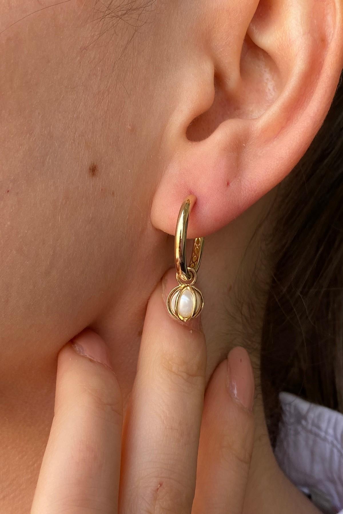 Büyük Halkalı Doğal İnci Küpe