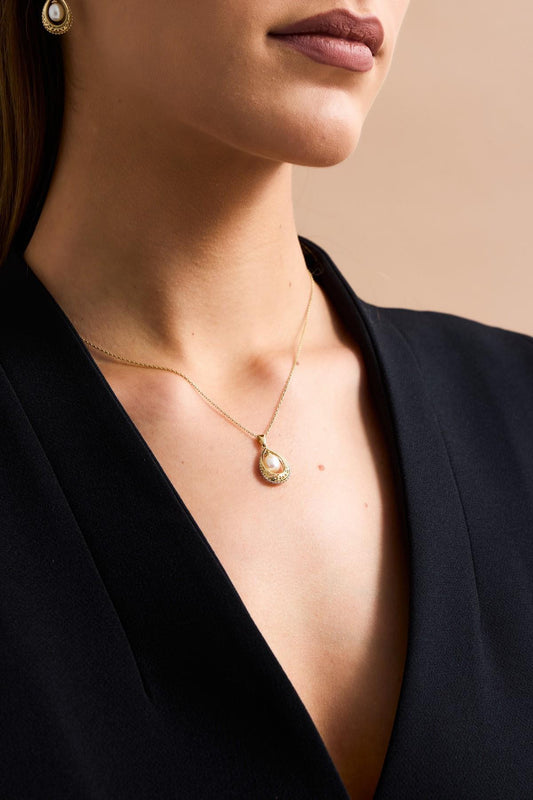 Damla Doğal İncili Kolye