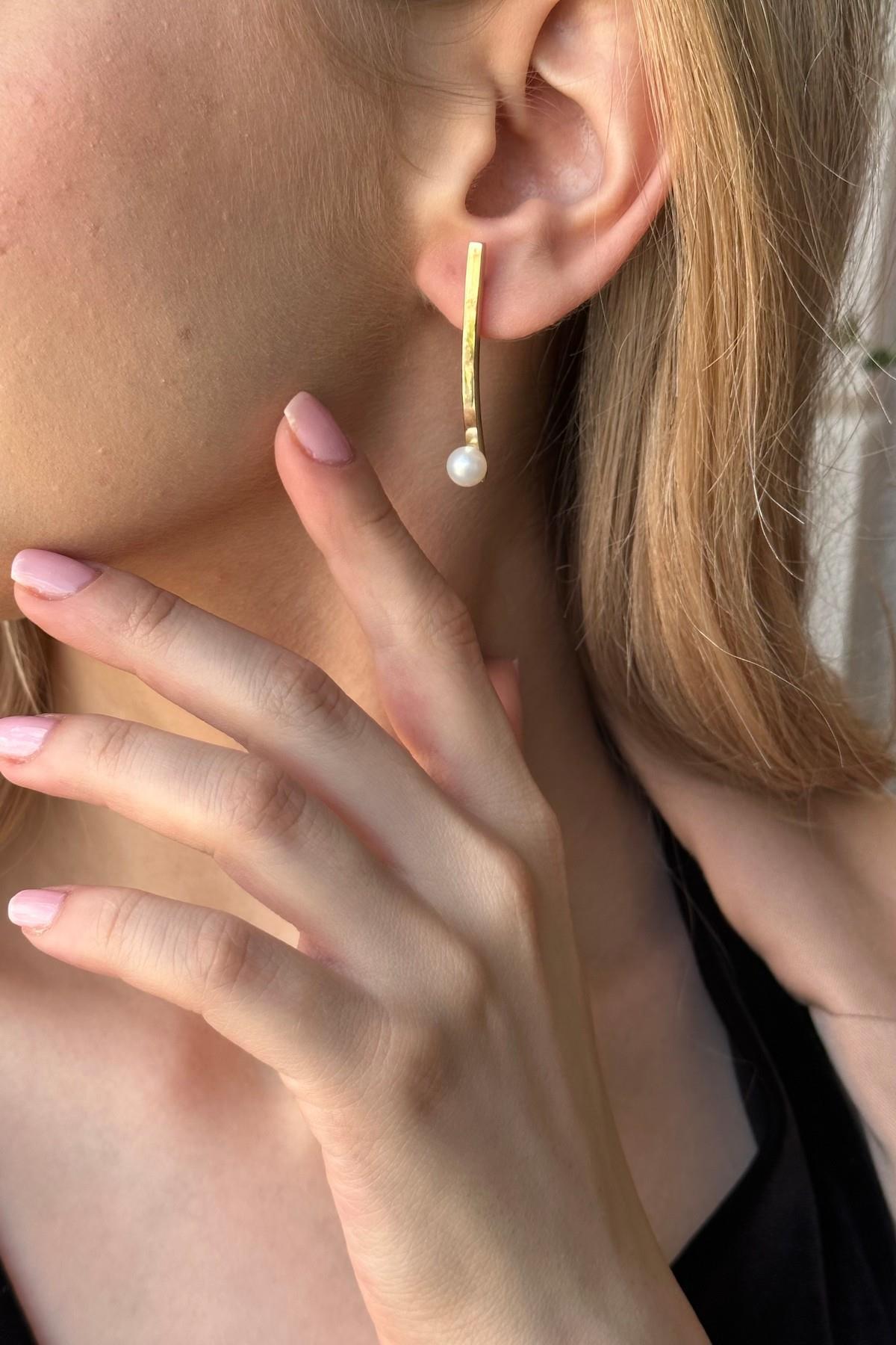 Doğal İnci Model Küpe