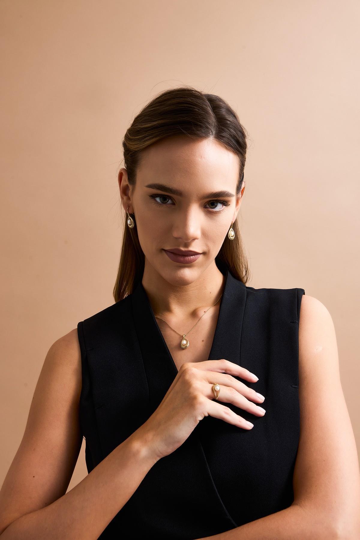 Doğal İncili Küpe Kolye Yüzük Üçlü Set