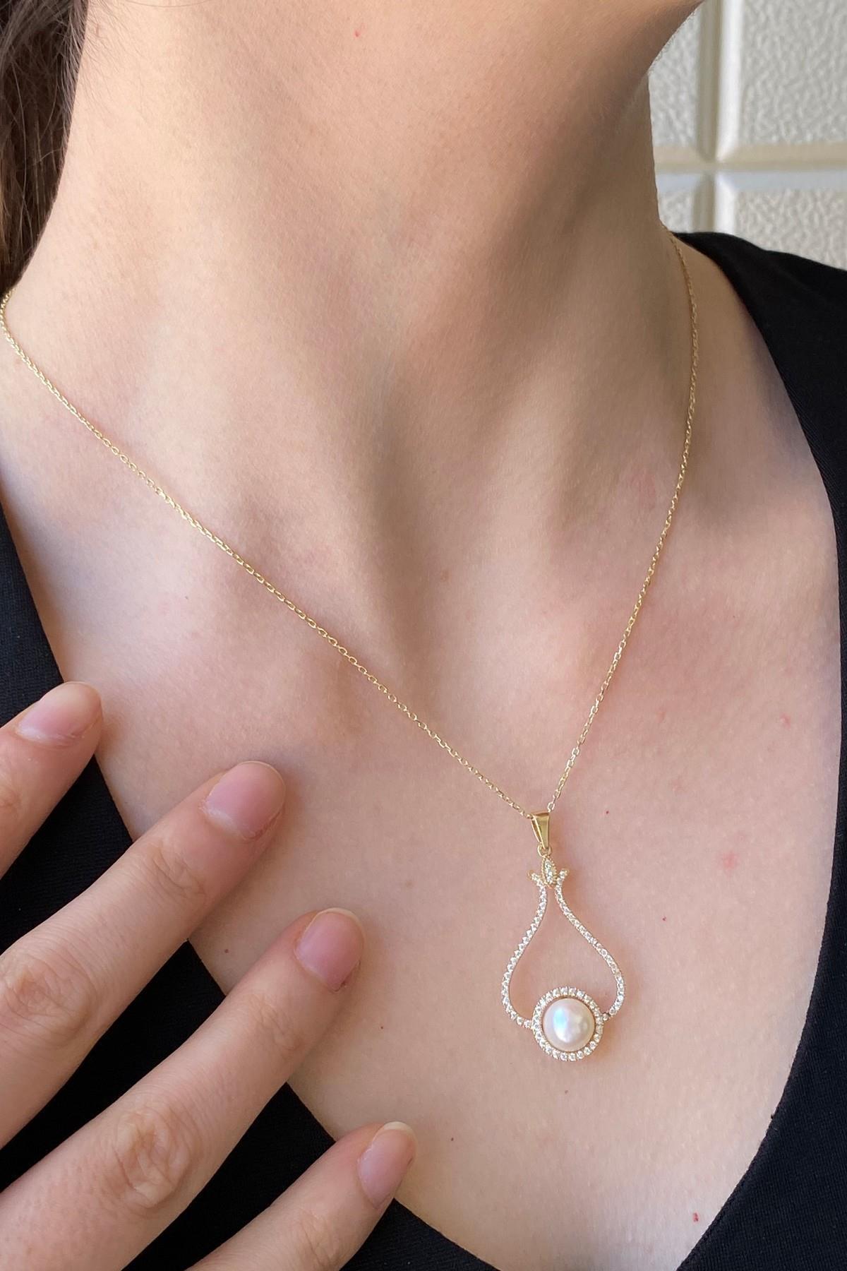 Lale Taşlı Doğal İnci Küpe Kolye İkili Set