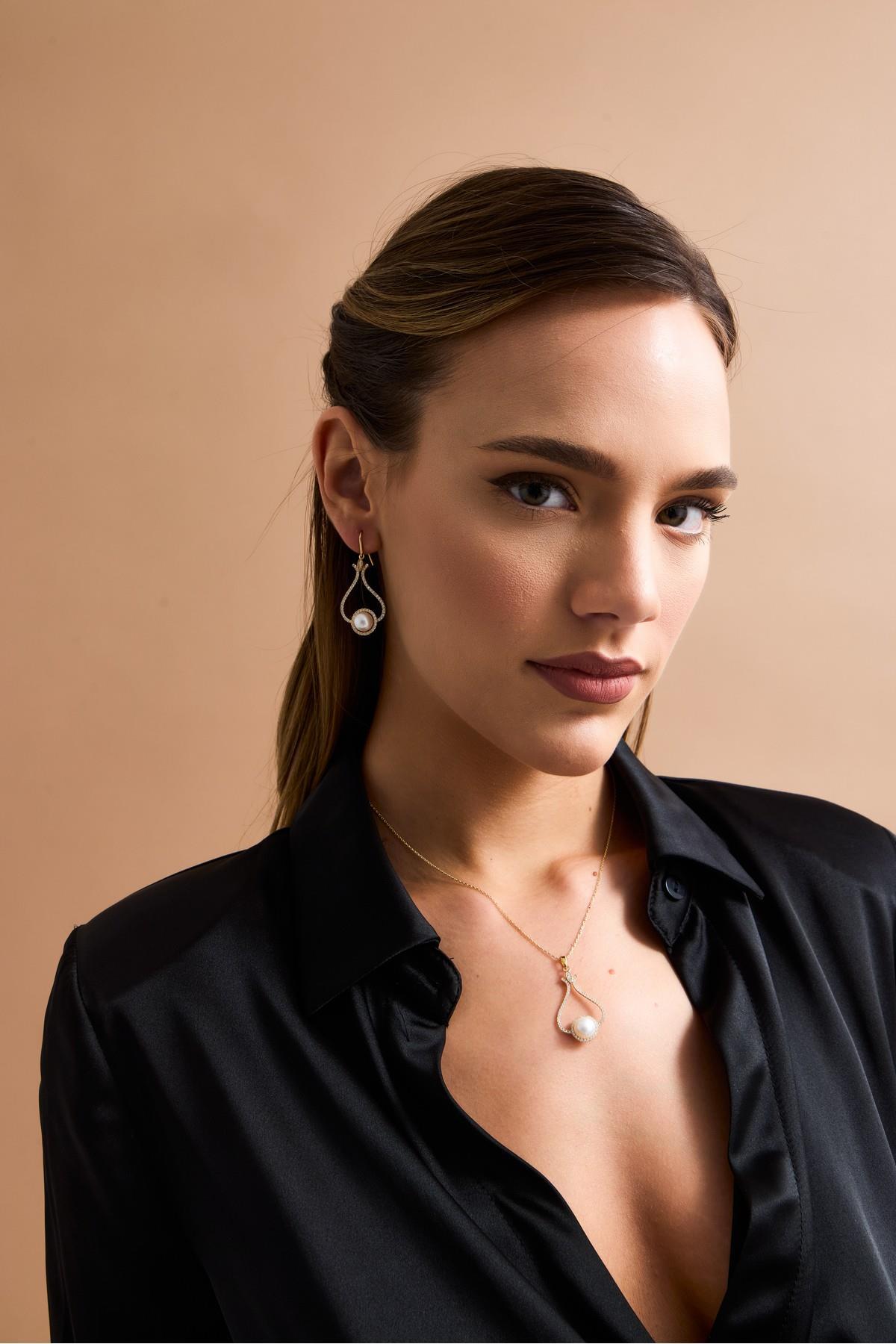 Lale Taşlı Doğal İnci Kolye