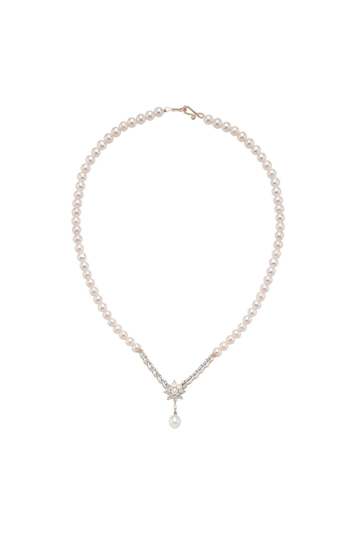 Papatya Modeli Doğal İnci Kolye