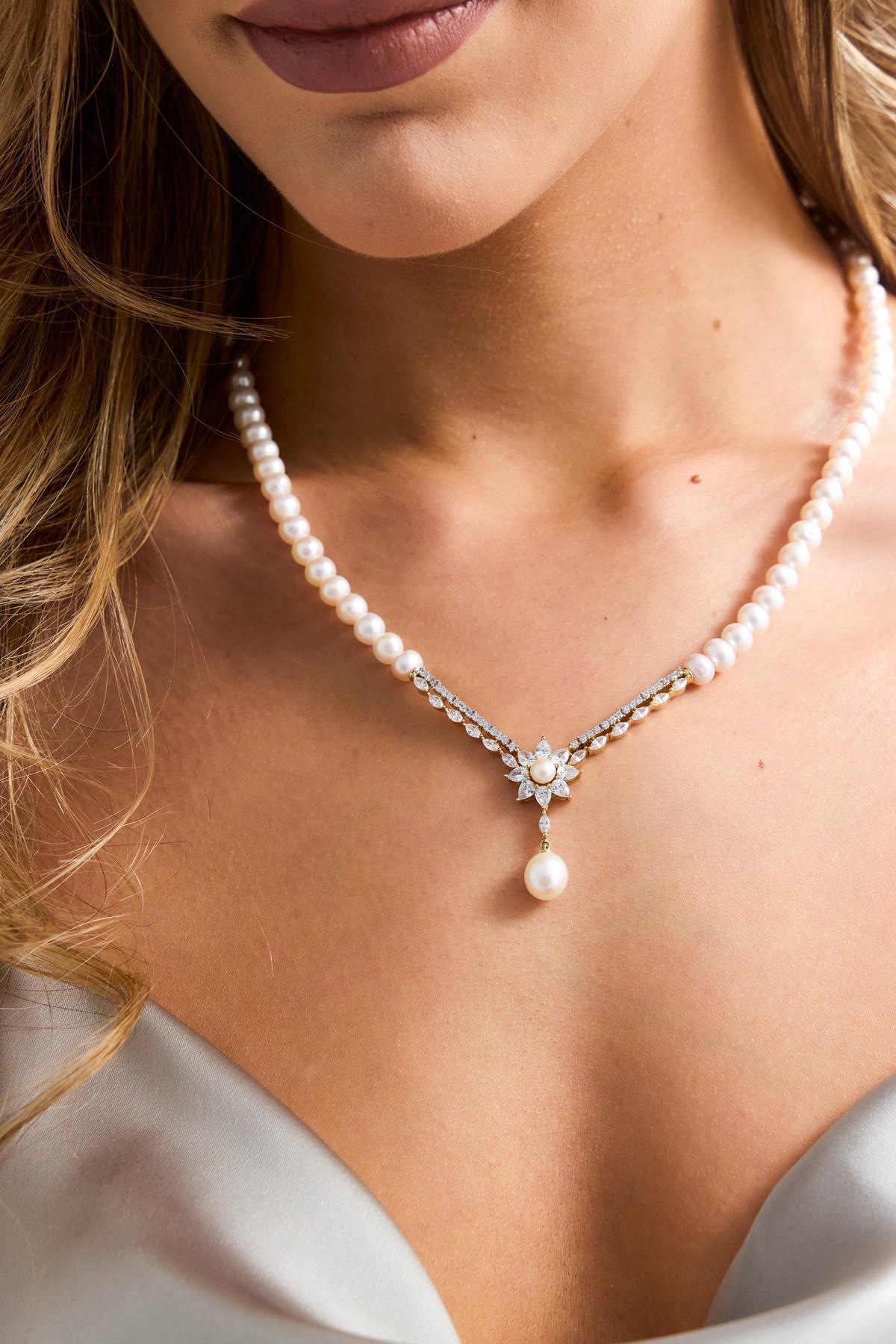 Papatya Modelli Doğal İnci Küpe Kolye Bileklik Yüzük Dörtlü Set