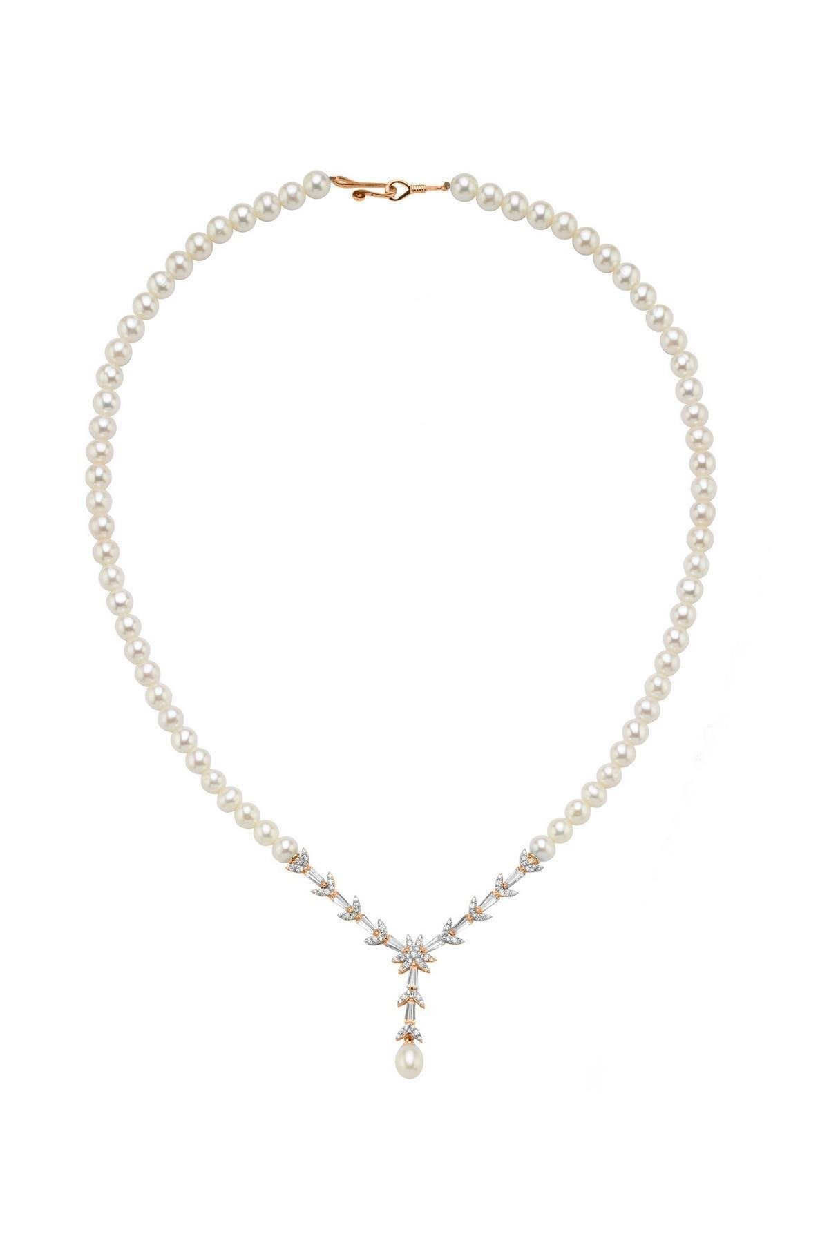 Yaprak Modeli Doğal İnci Kolye