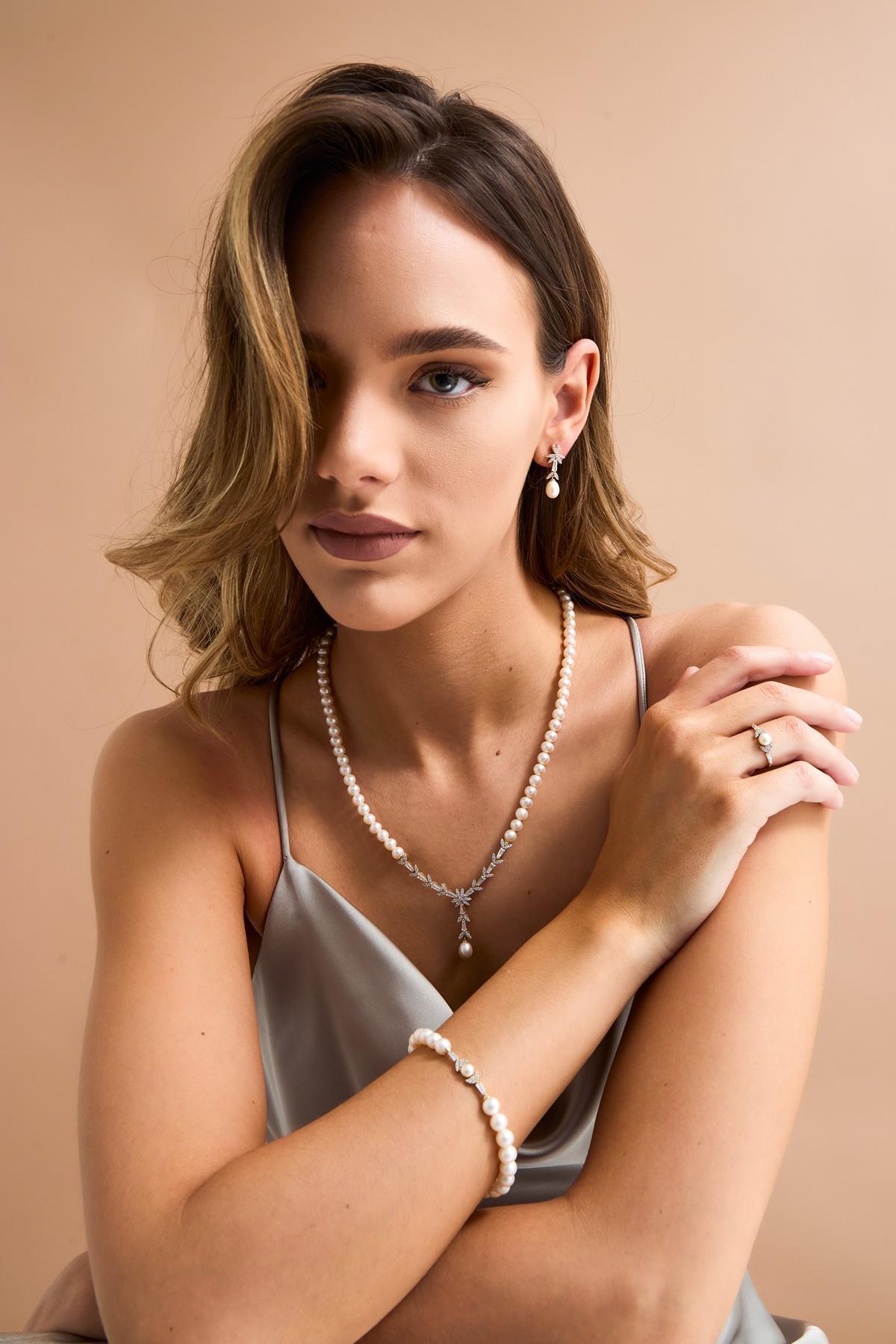 Yaprak Modelli Doğal İnci Yüzük