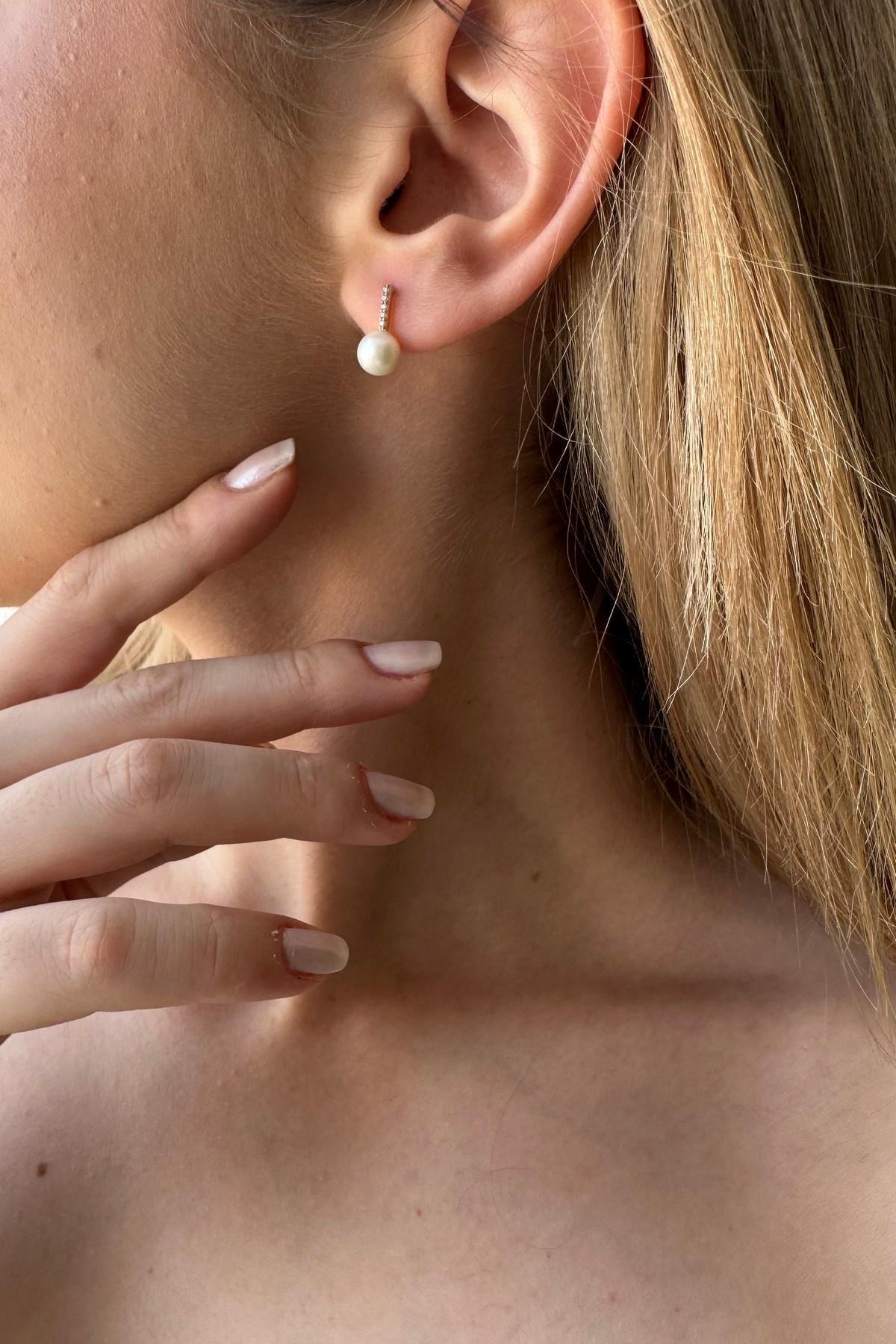 Zirkon Taşlı Doğal İnci Küpe