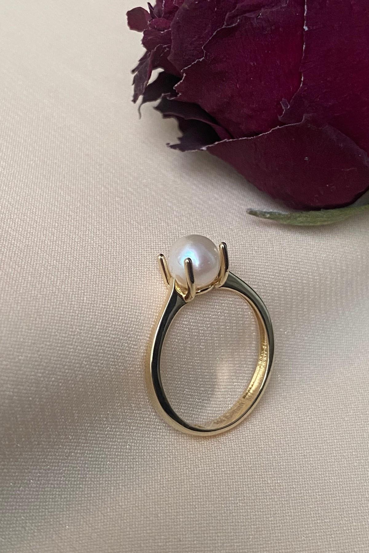 Large Doğal İnci Tek Taş Modelli Yüzük