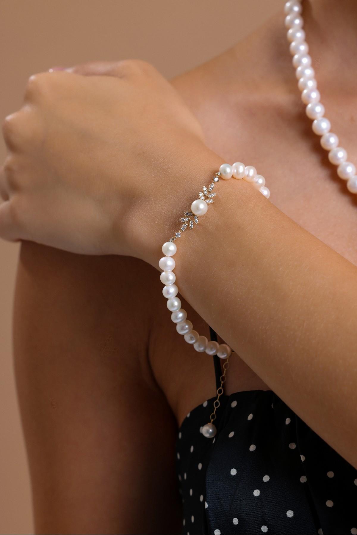 Yaprak Taşlı Doğal İnci Küpe Kolye Bileklik Üçlü Set