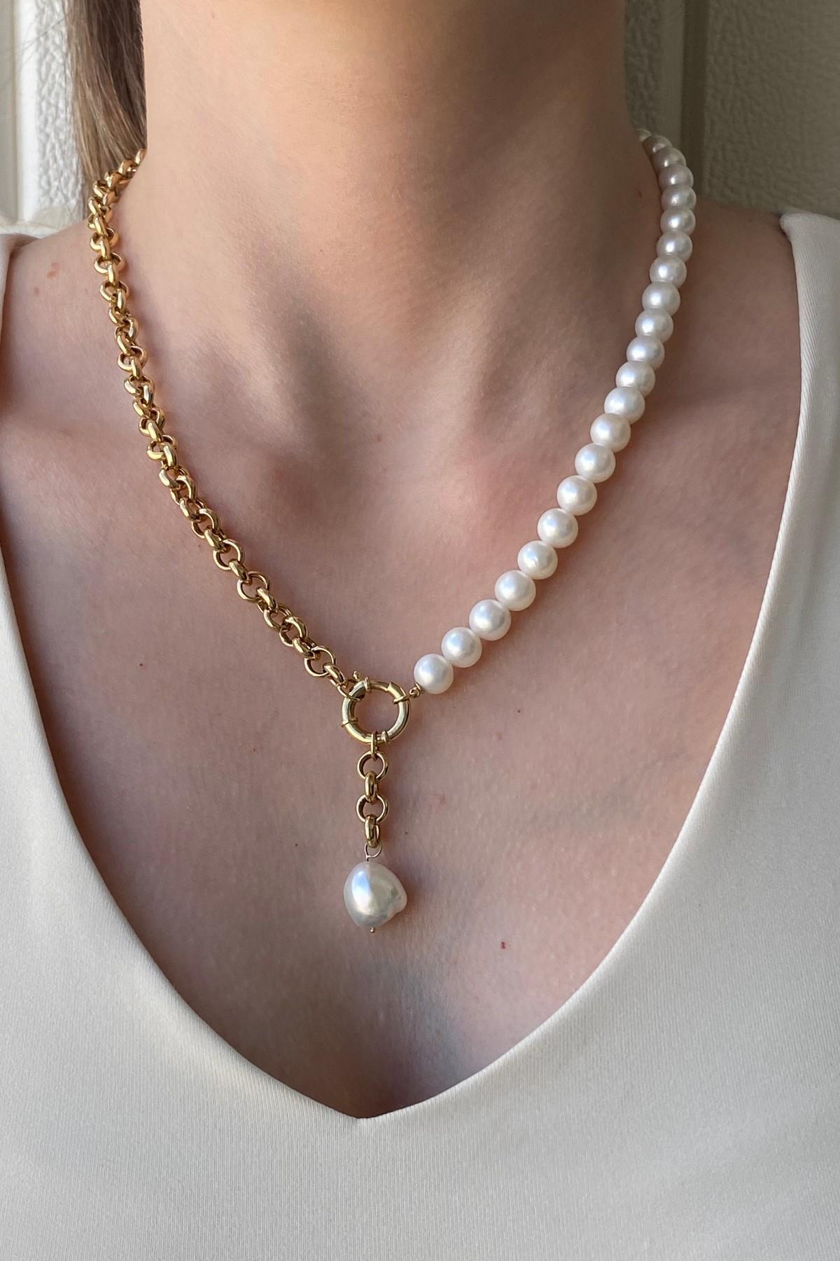 Halka Kilitli Doğal İnci Kolye