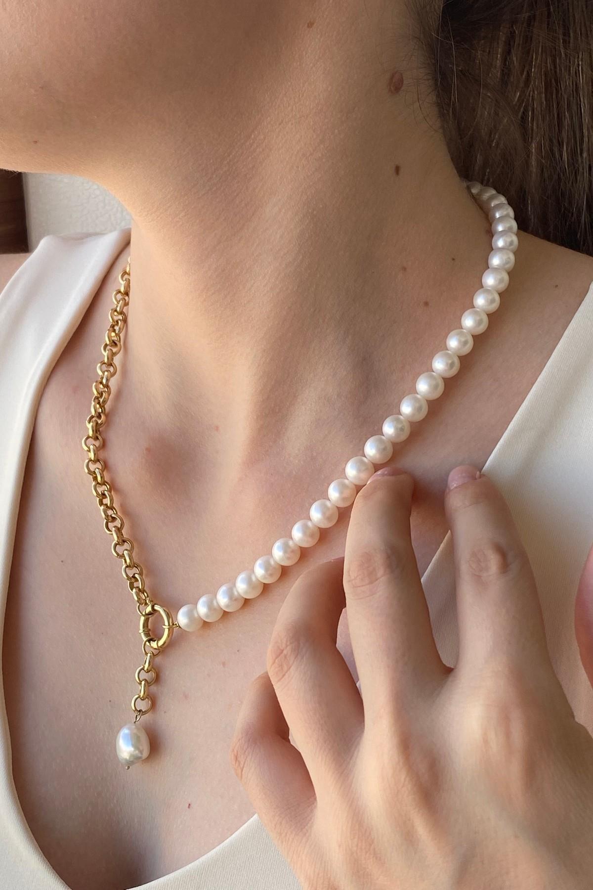 Halka Kilitli Doğal İnci Kolye