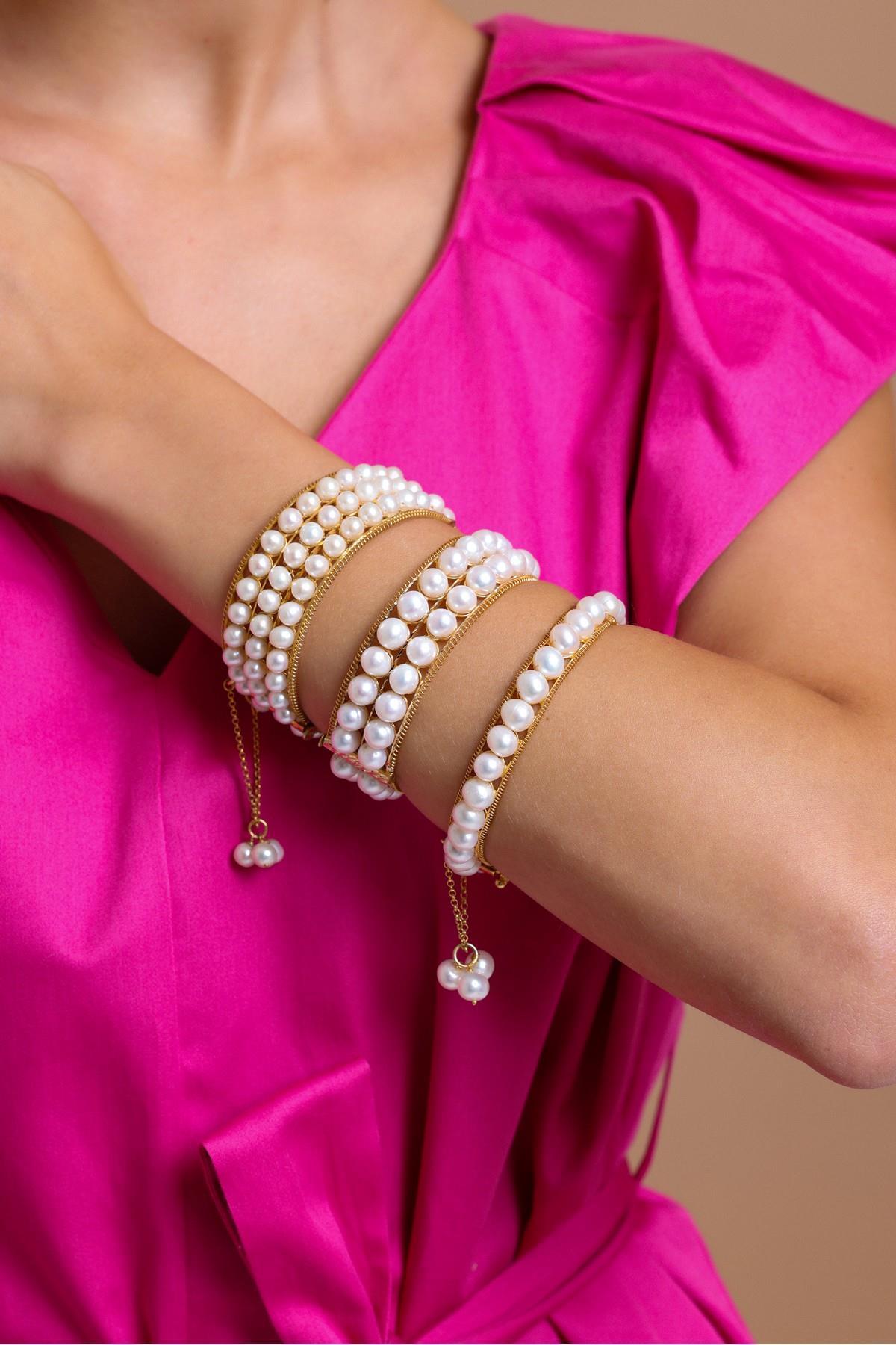 Tek Sıralı Doğal İnci Kelepçe Bileklik