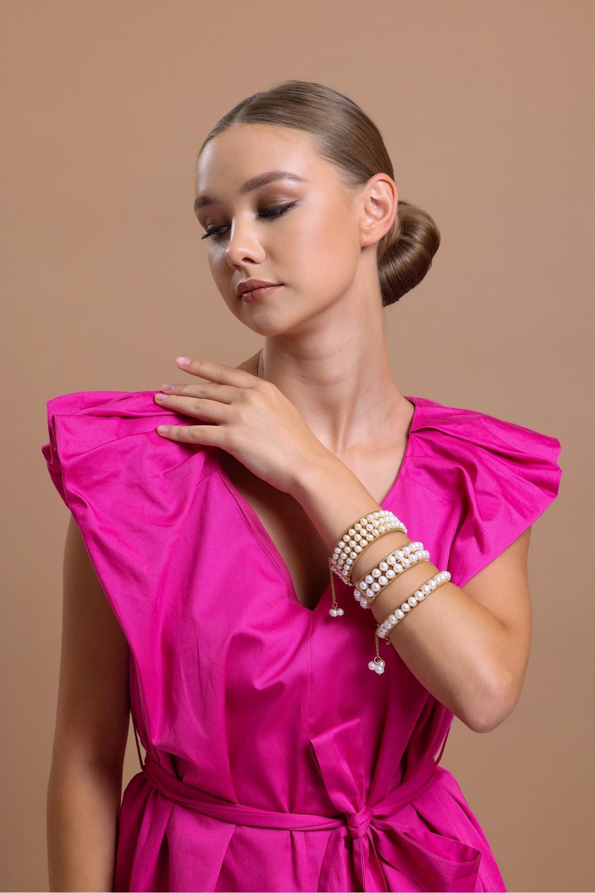 Tek Sıralı Doğal İnci Kelepçe Bileklik