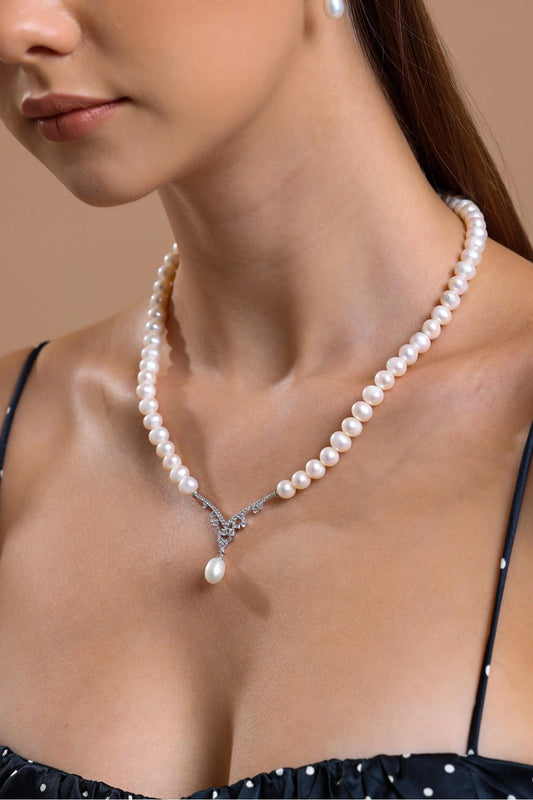 Zirkon Taşlı Doğal İnci Sallantılı Kolye