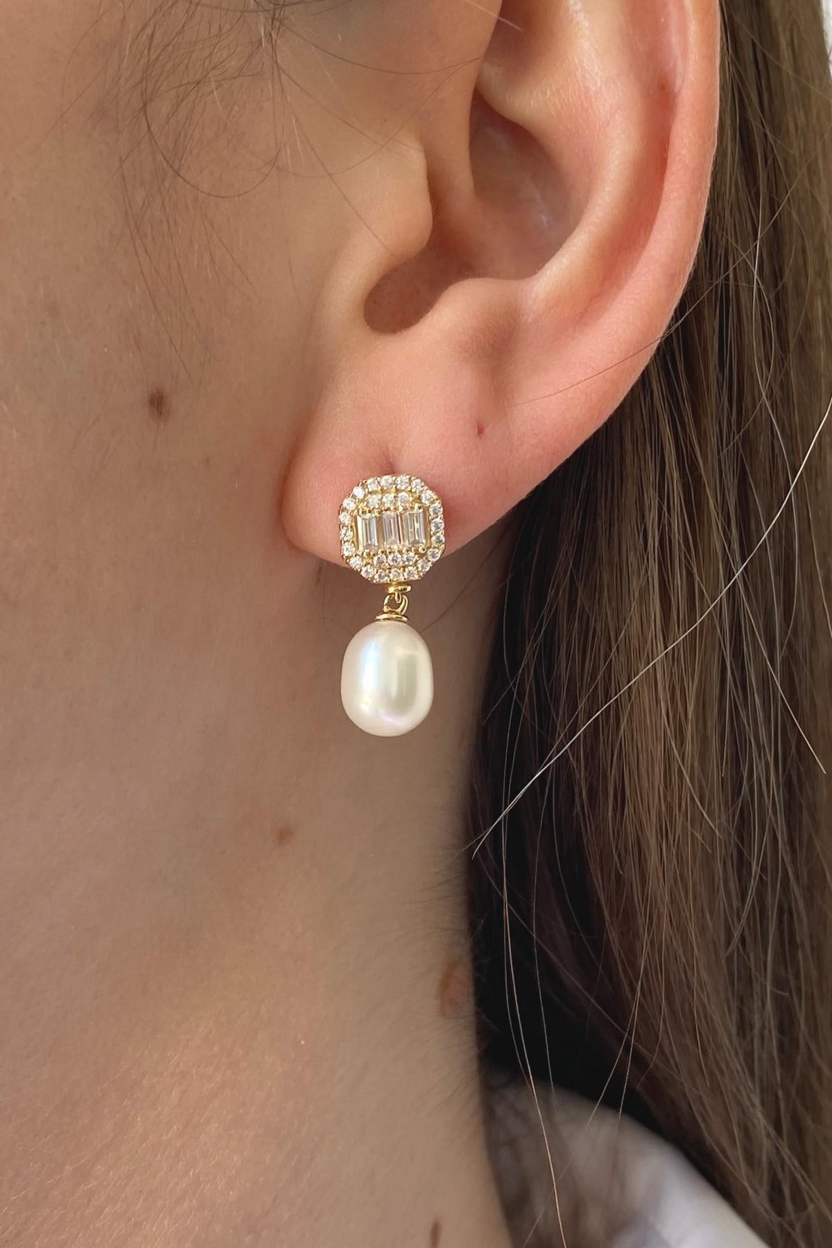 Baget Sekizgen Doğal İnci Sallantılı Küpe