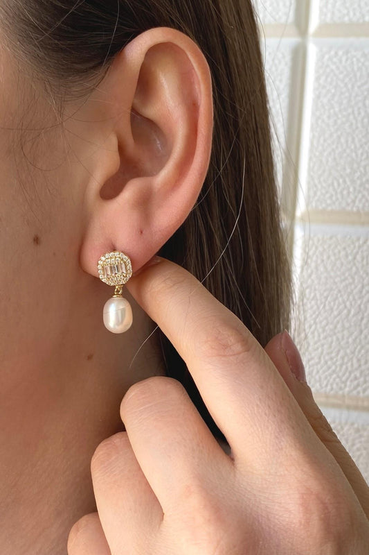 Baget Sekizgen Doğal İnci Sallantılı Küpe