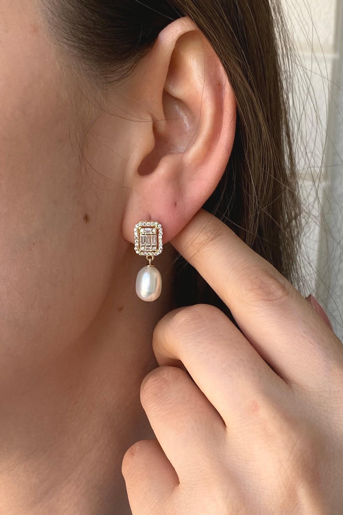 Baget Taş Doğal İnci Sallantı Küpe Kolye İkili Set