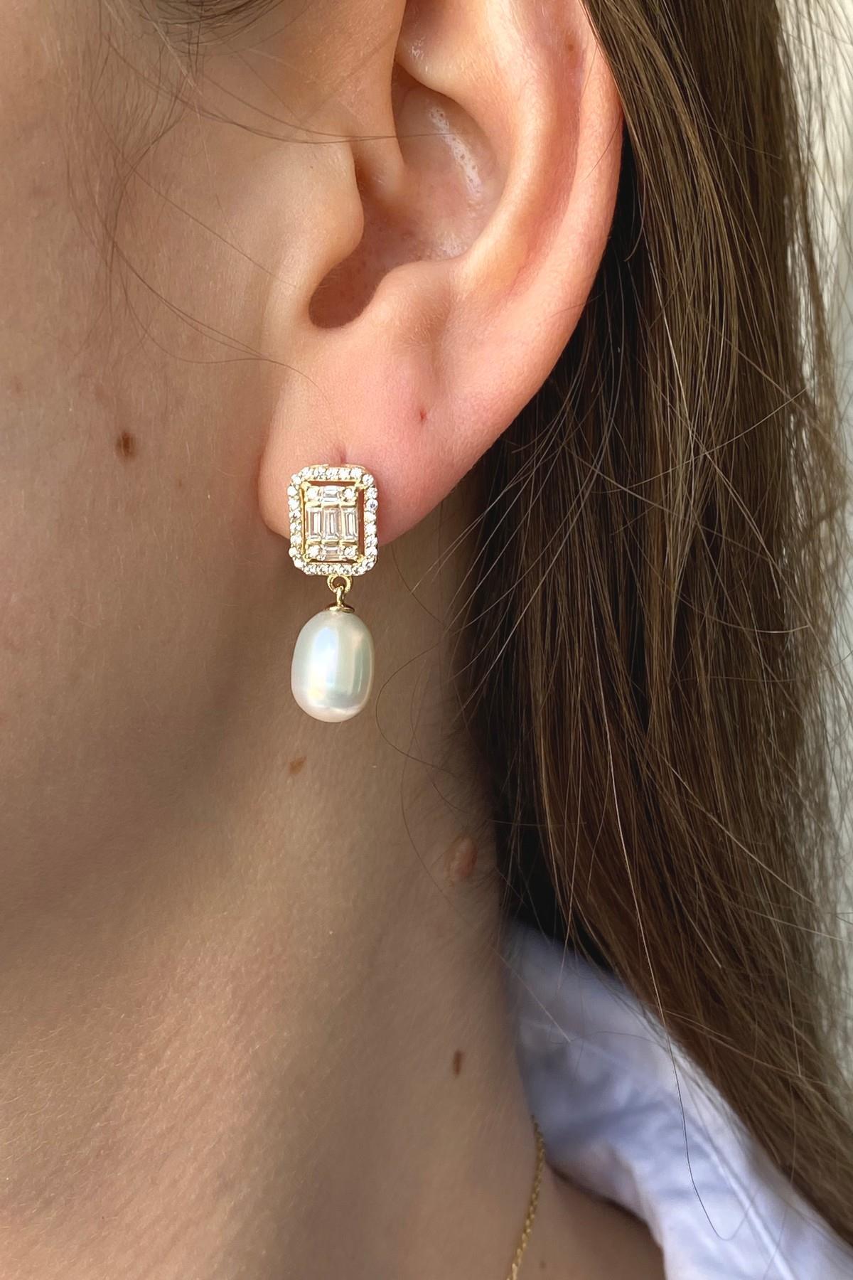 Baget Zirkon Taş Doğal İnci Sallantılı Küpe