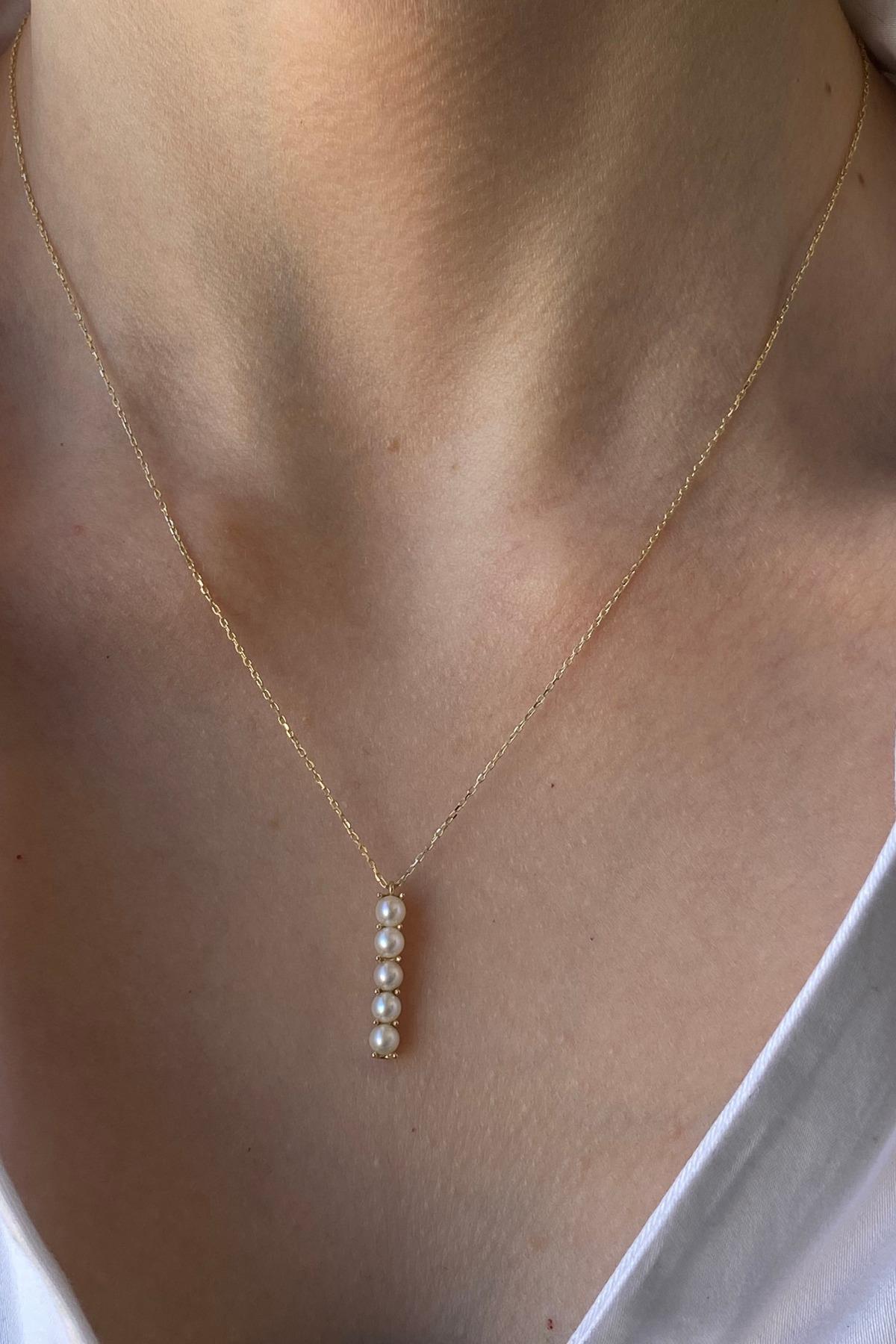 Beş Doğal İnci Kolye