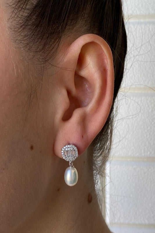 Baget Doğal İncili Sallantılı Küpe