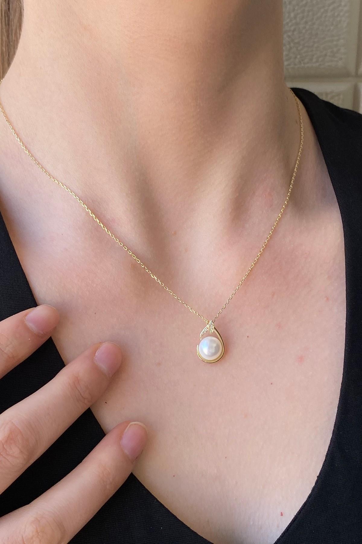 Zirkon Taşlı Damla Doğal İnci Kolye