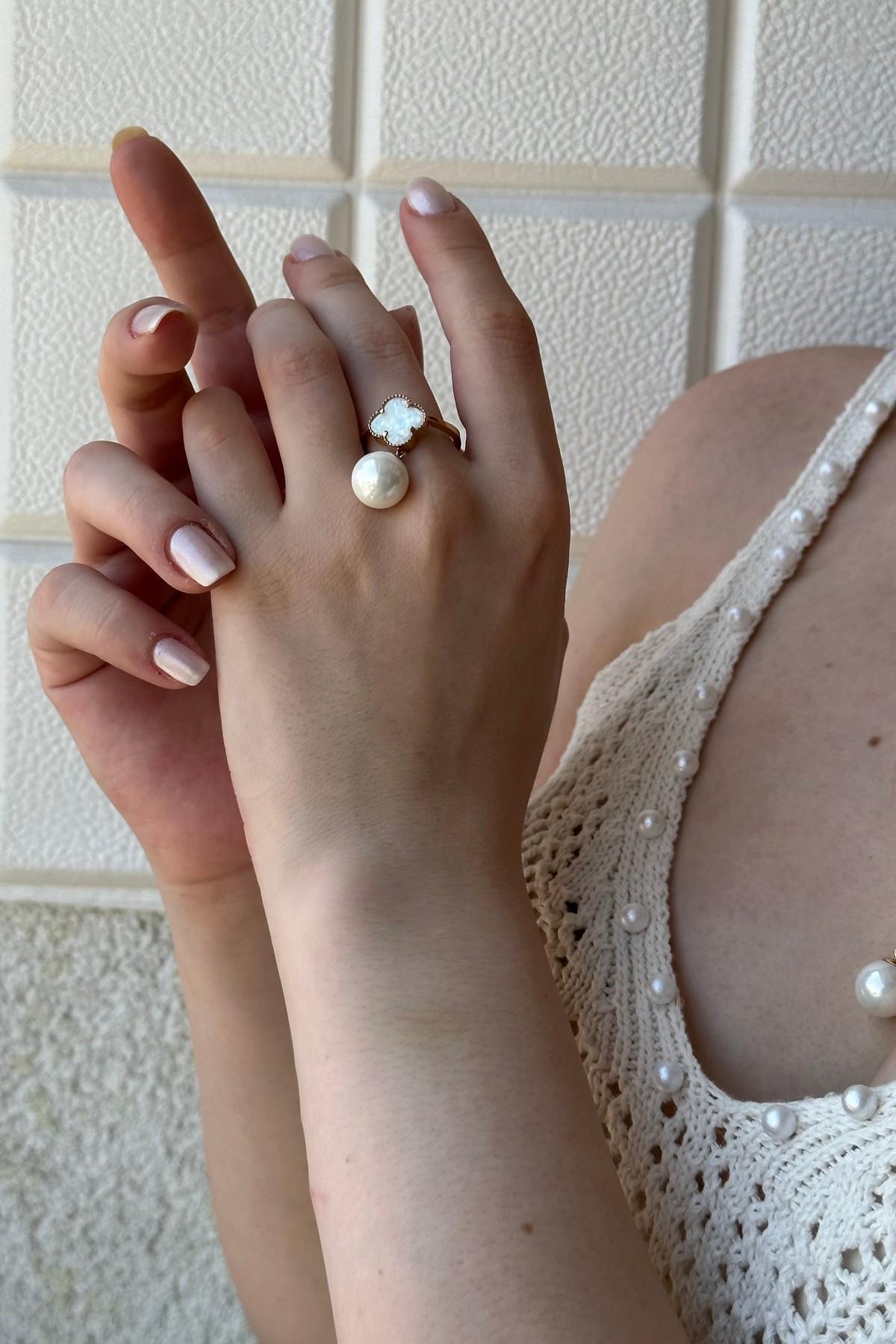 Doğal İnci Çiçek Motifli Yüzük