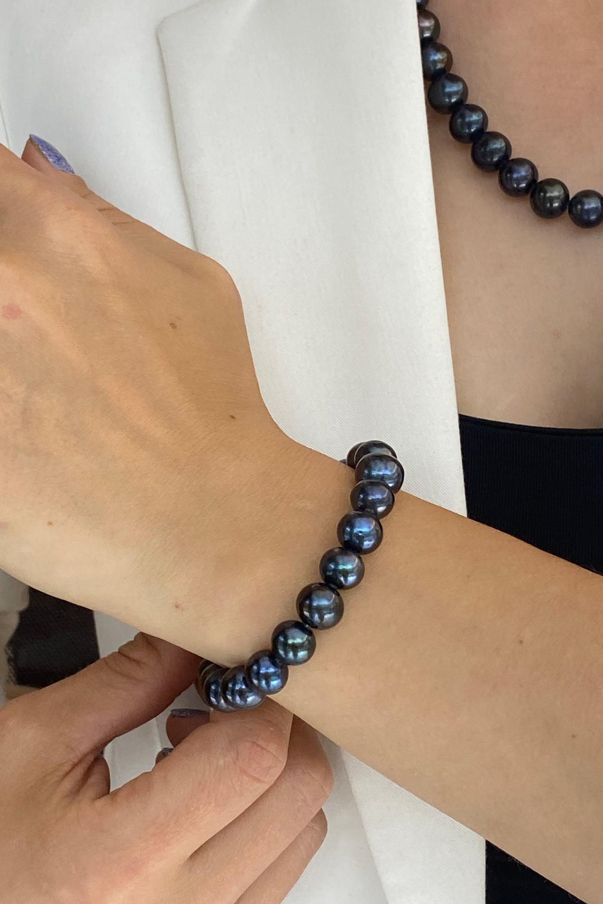 Gemici Kilit Sıralı Siyah İnci Bileklik