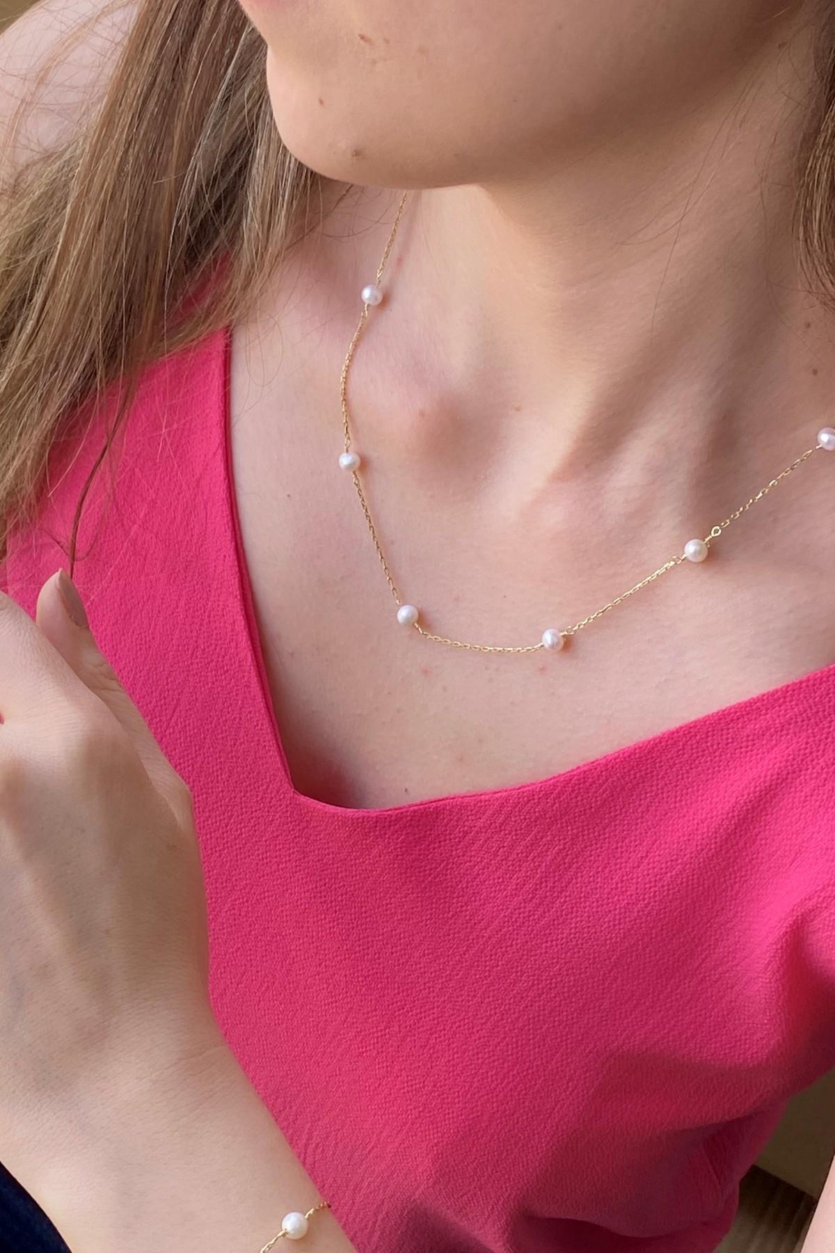 Zincirli Doğal İncili Kolye