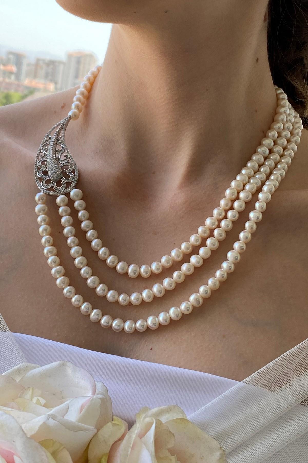 Ara Parçalı Doğal İnci Kolye