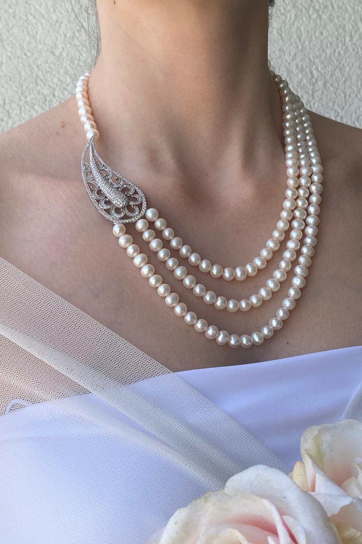 Ara Parçalı Doğal İnci Kolye