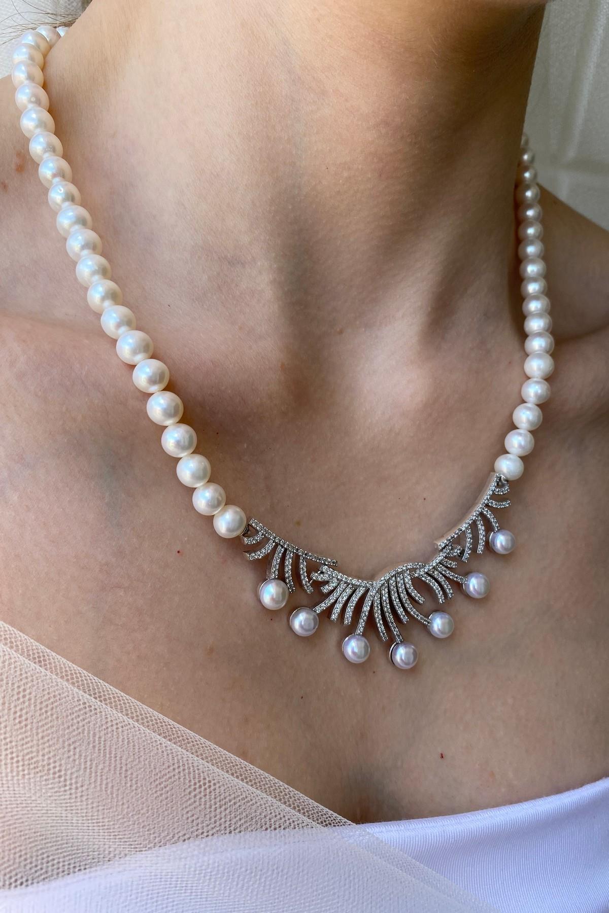 Zirkon Taşlı Doğal İnci Kolye