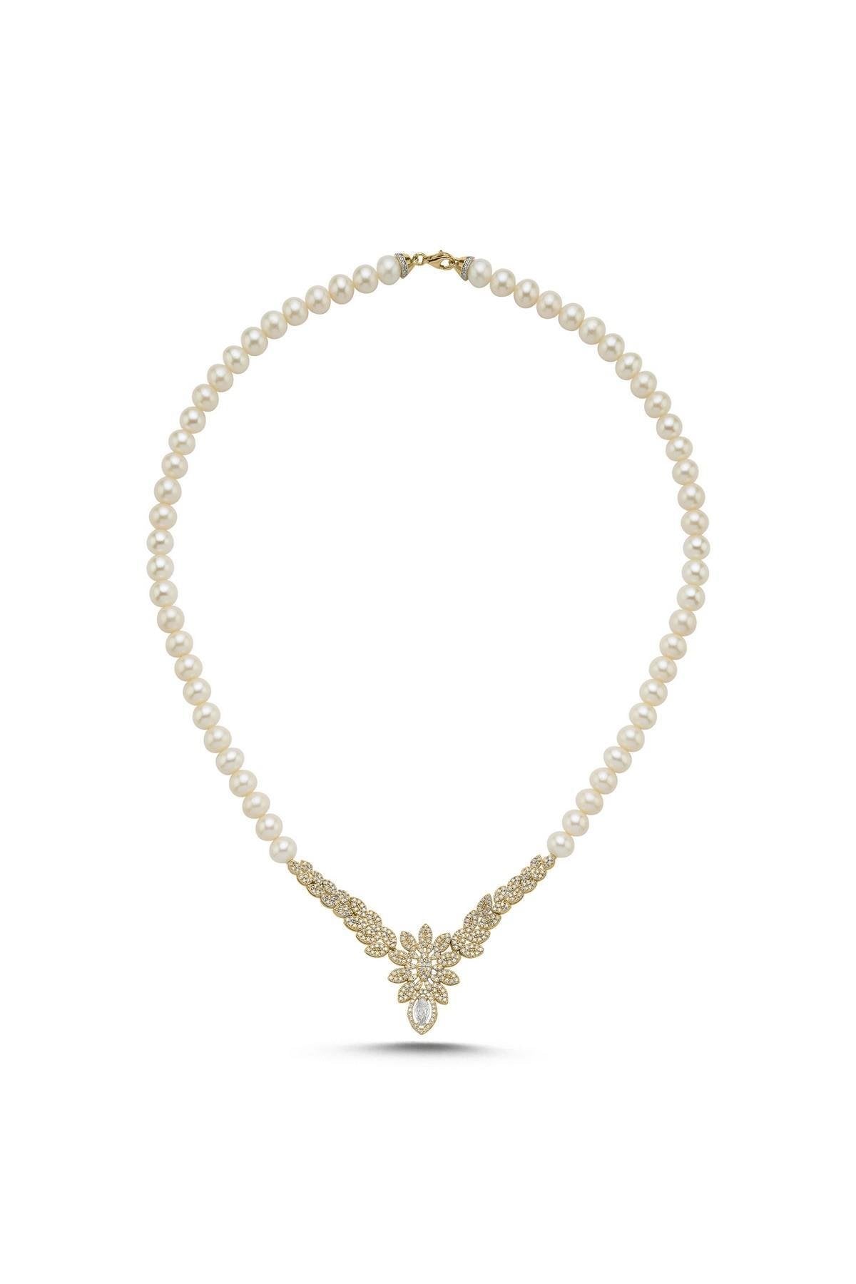 Çiçek Modeli İnci Kolye